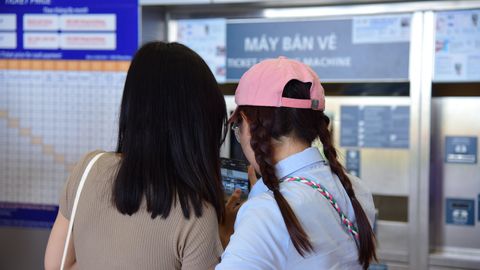 Dynamic pricing behaves like a thermostat, which is why a ticket price moves