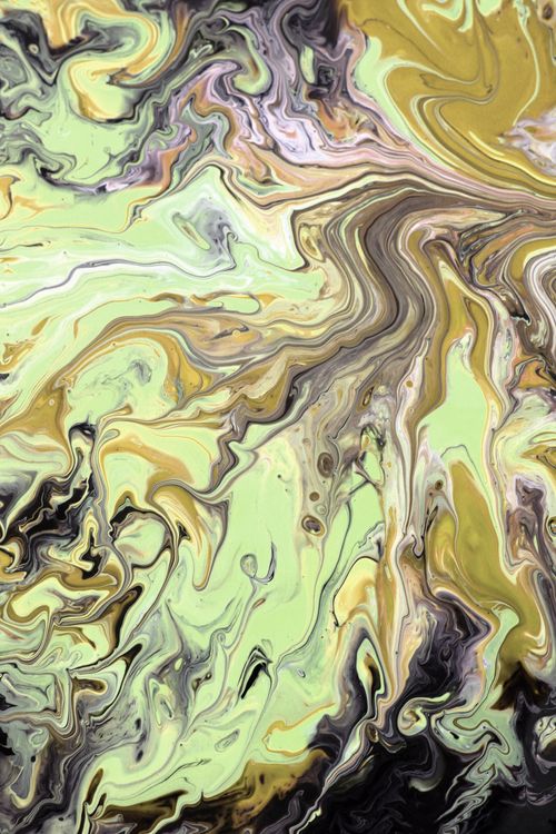 Free Dynamic abstract fluid art piece featuring vivid green, gold, and black swirls creating an intricate pattern. Stock Photo