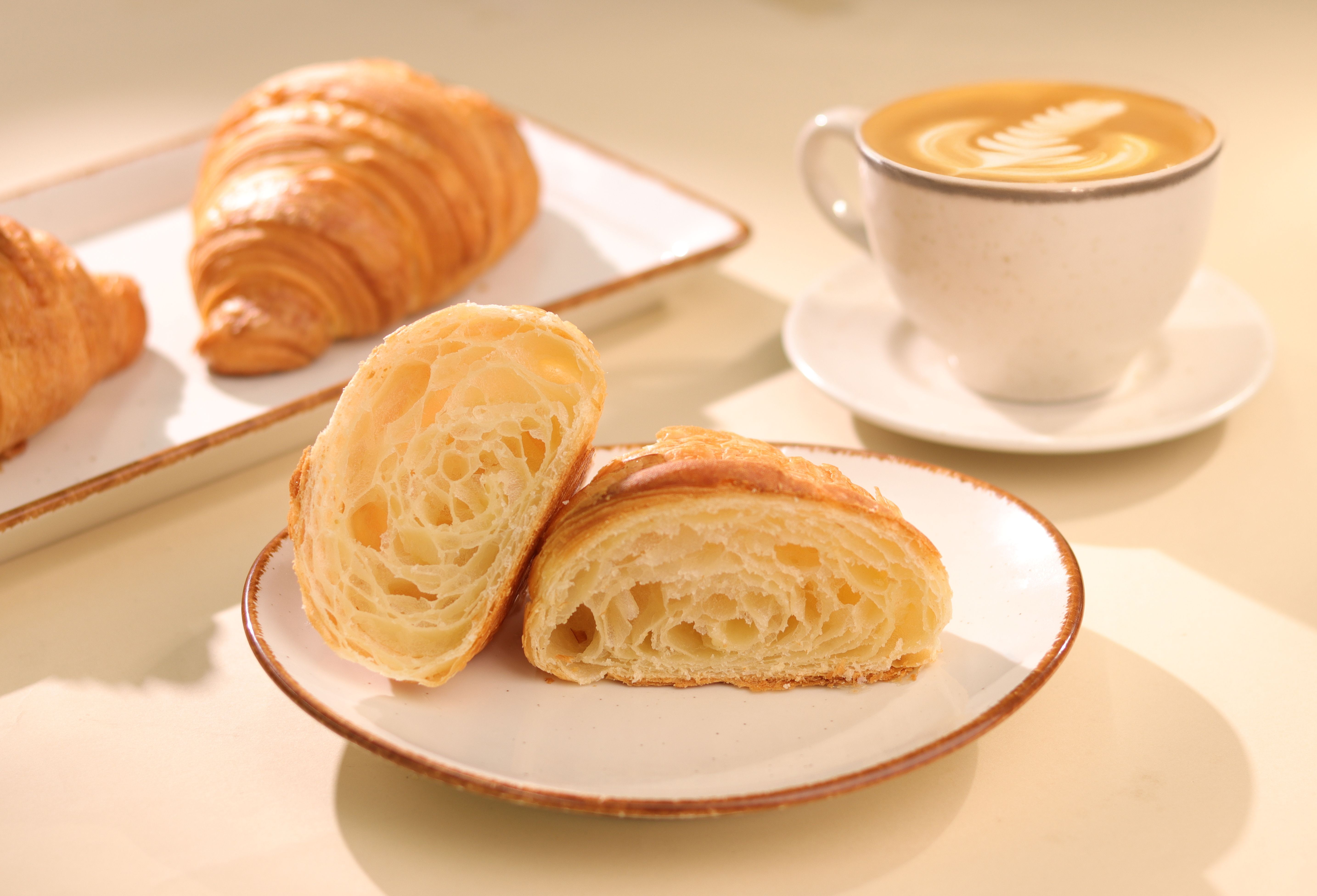 Garlic Croissant with Melted Cheddar