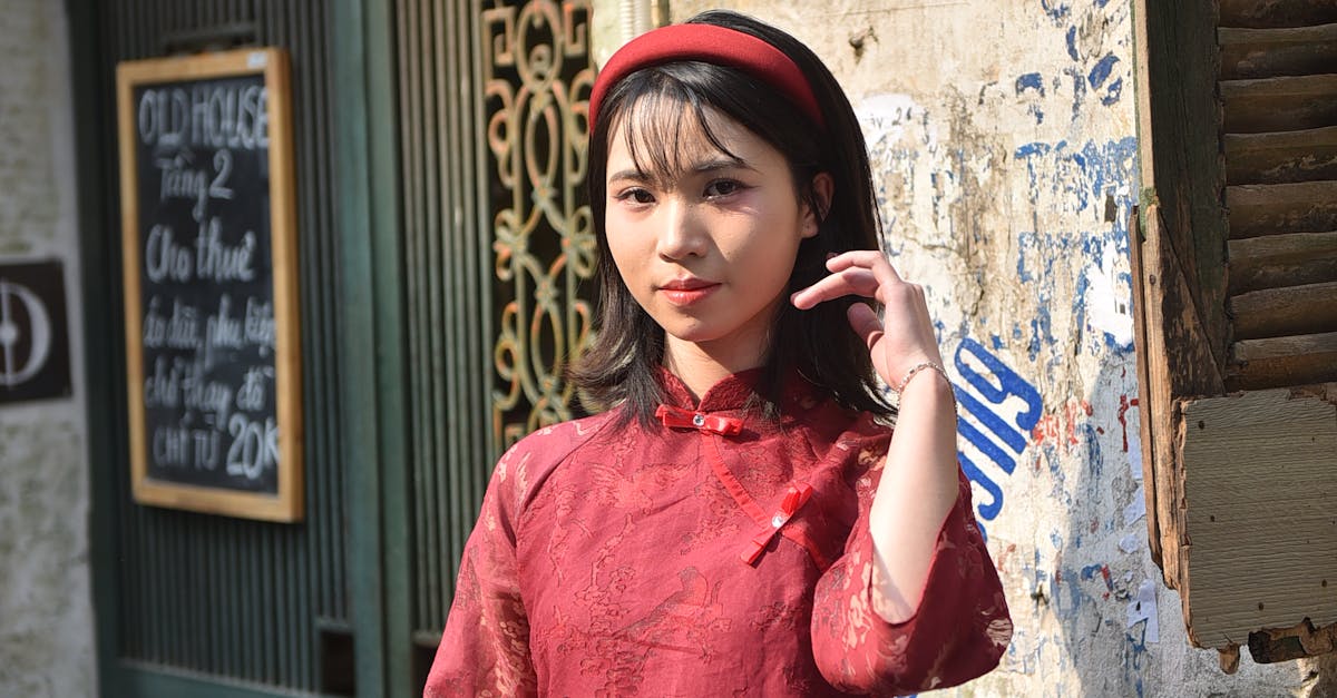 科技董座接待中心首辦畫展,生活美學與建築完美融合