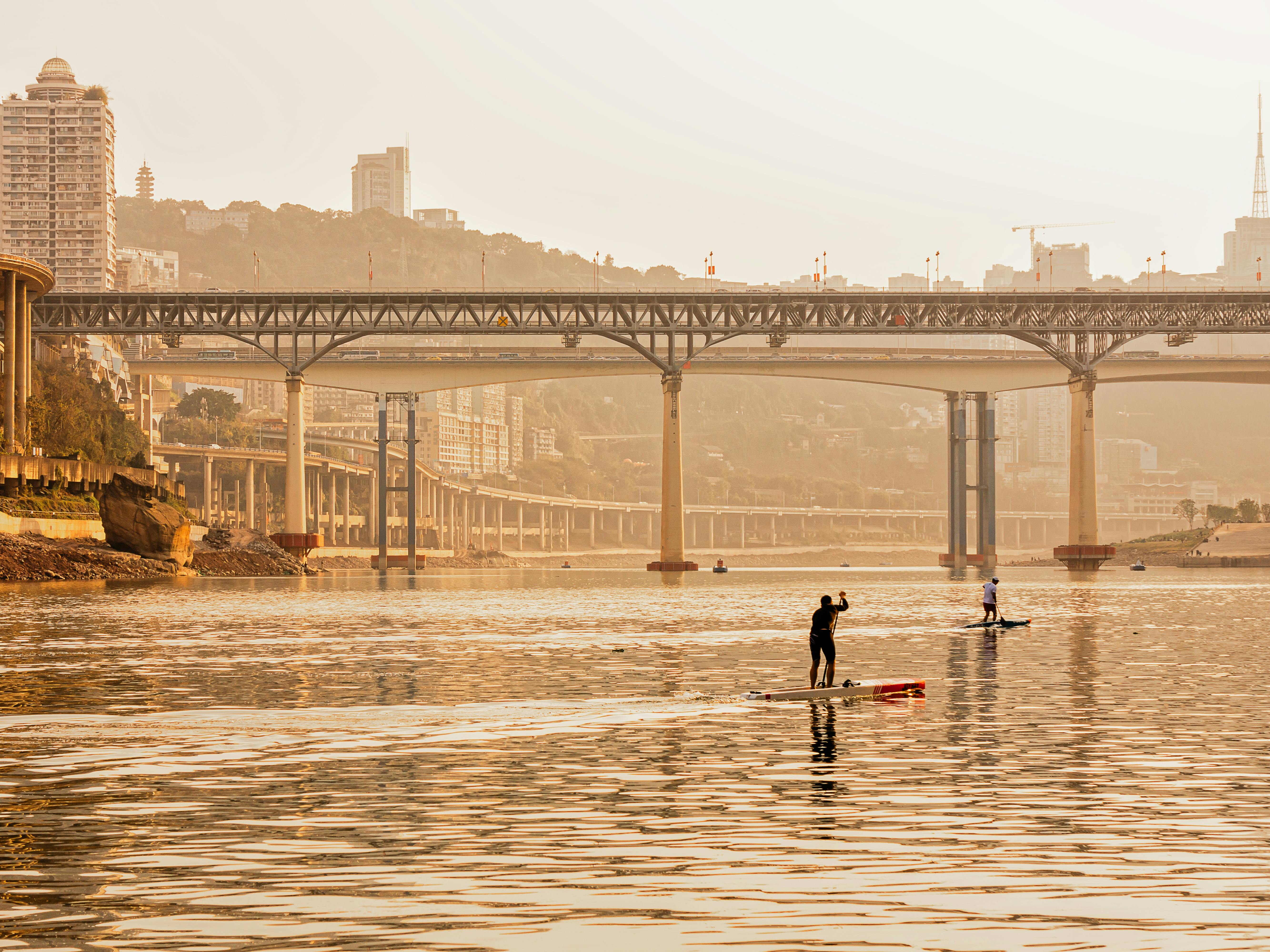 Chongqing Rises as Top Dual Destination in China’s New Year Travel Surge — Photo by dh tang on Pexels