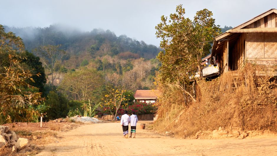 3. Ladang Budaya: Menyelami Kehidupan Masyarakat Dayak 3. Ladang Budaya: Menyelami Kehidupan Masyarakat Dayak
