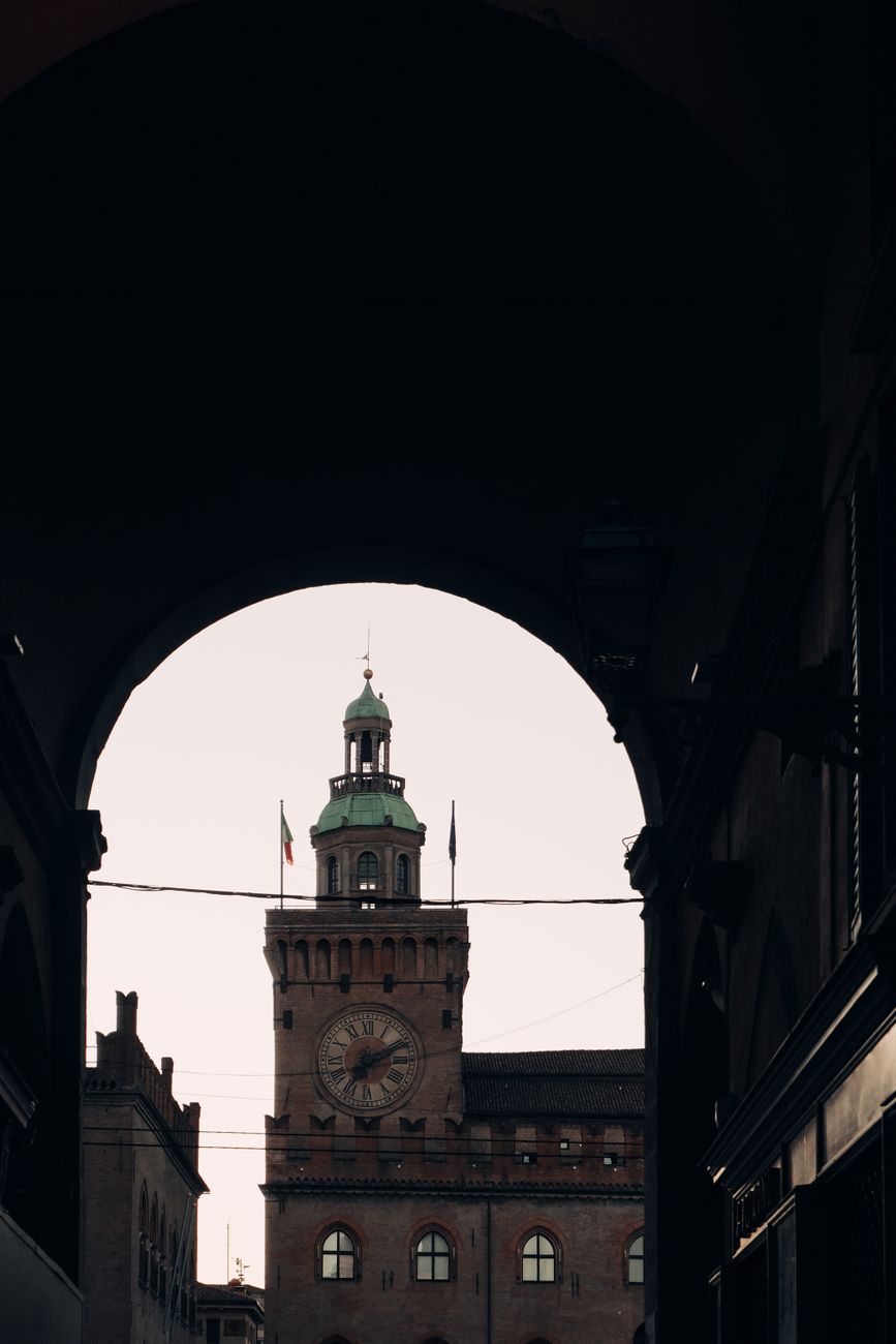 Bologna Clock Tower and Art Collections + Tasting