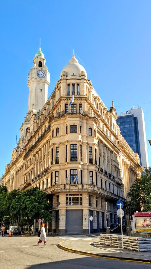 Free Iconic colonial-style building in sunny Buenos Aires, Argentina. Stock Photo