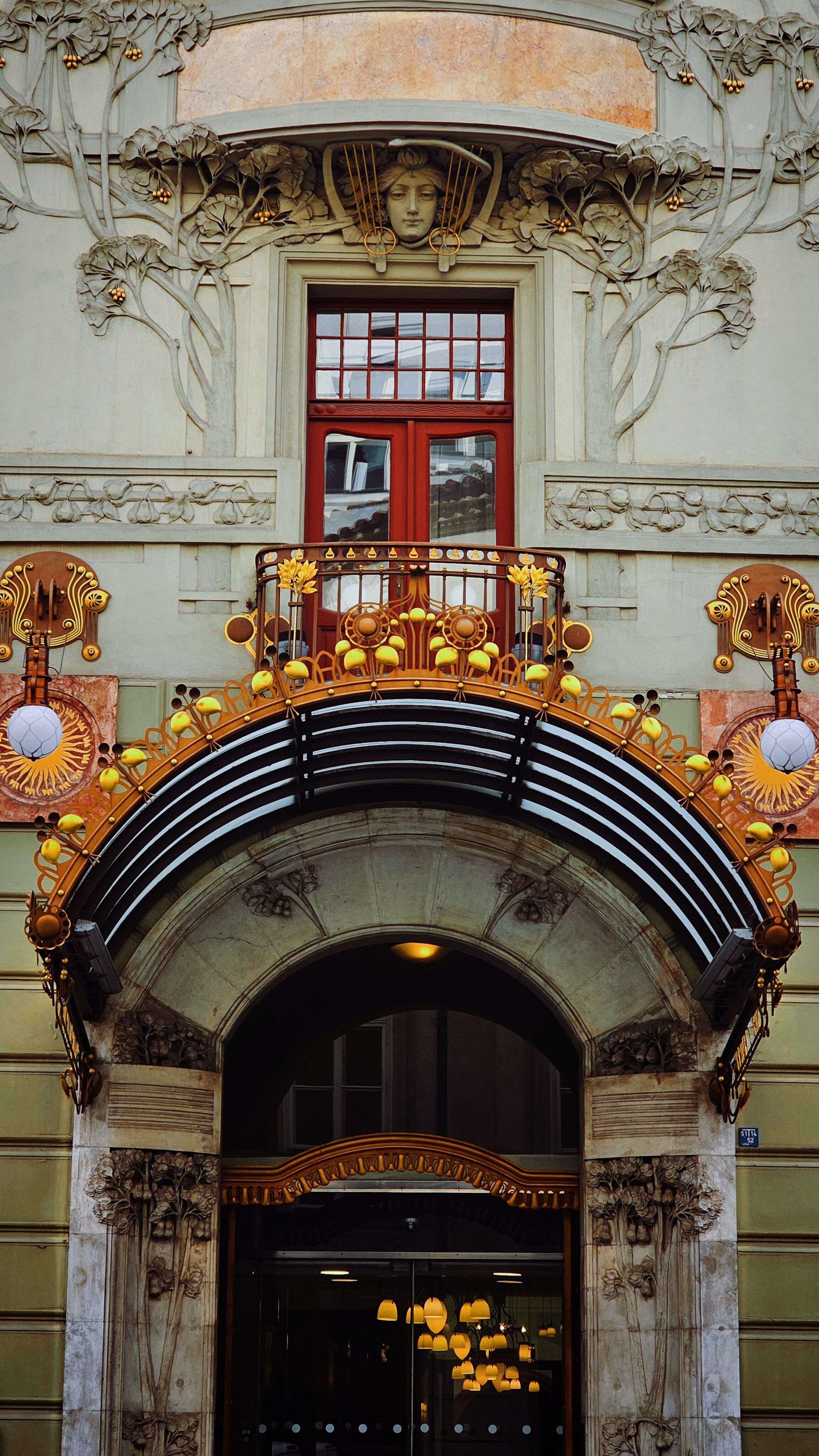 Detailed Art Nouveau facade featuring ornate sculptures and decorative elements, highlighting architectural beauty.. pexels, 