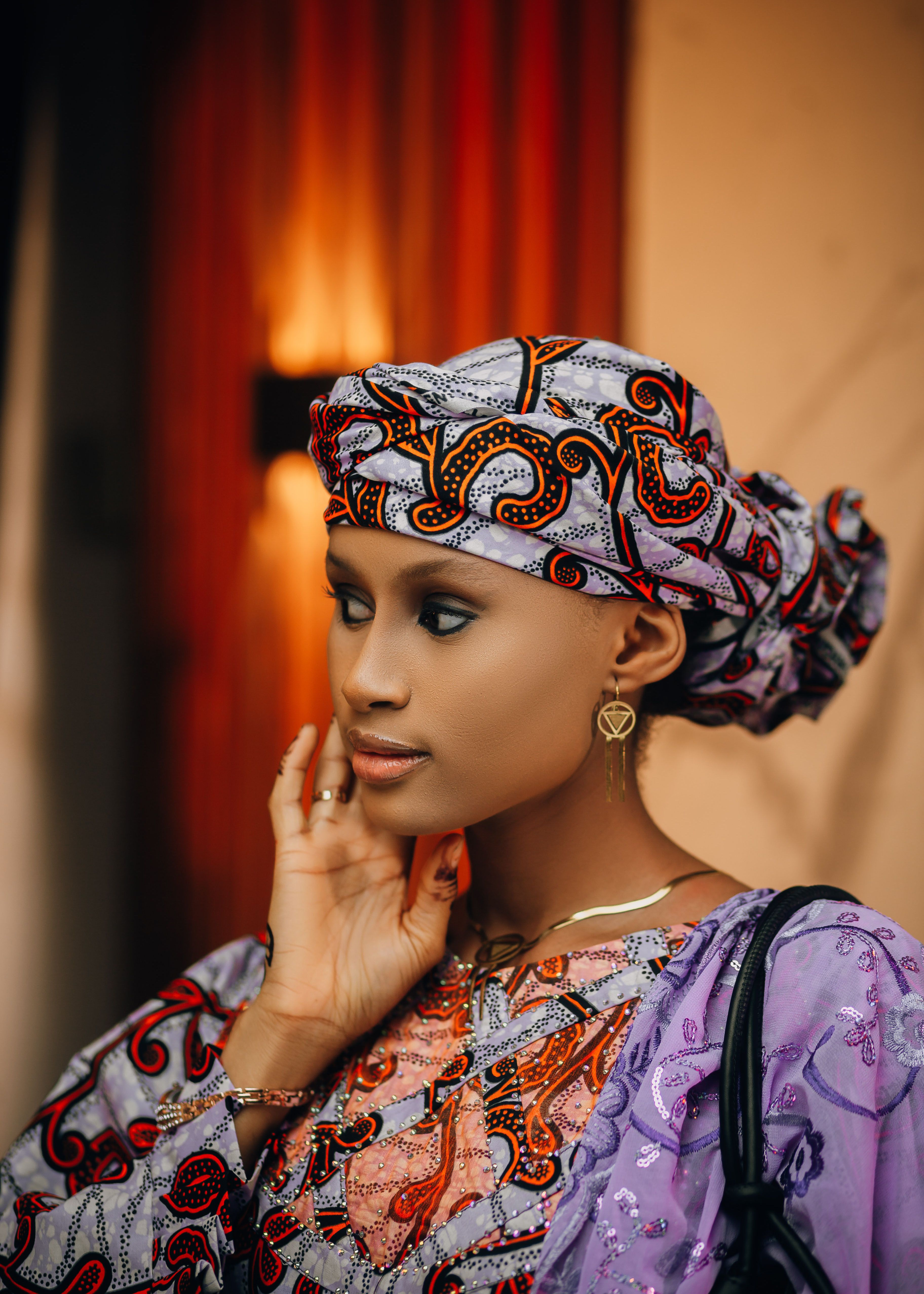 Elegant Woman in Traditional African Attire · Free Stock Photo