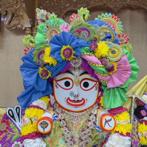 Free Colorful traditional Indian mask adorned with intricate floral decorations and ornate patterns, capturing cultural artistry. Stock Photo