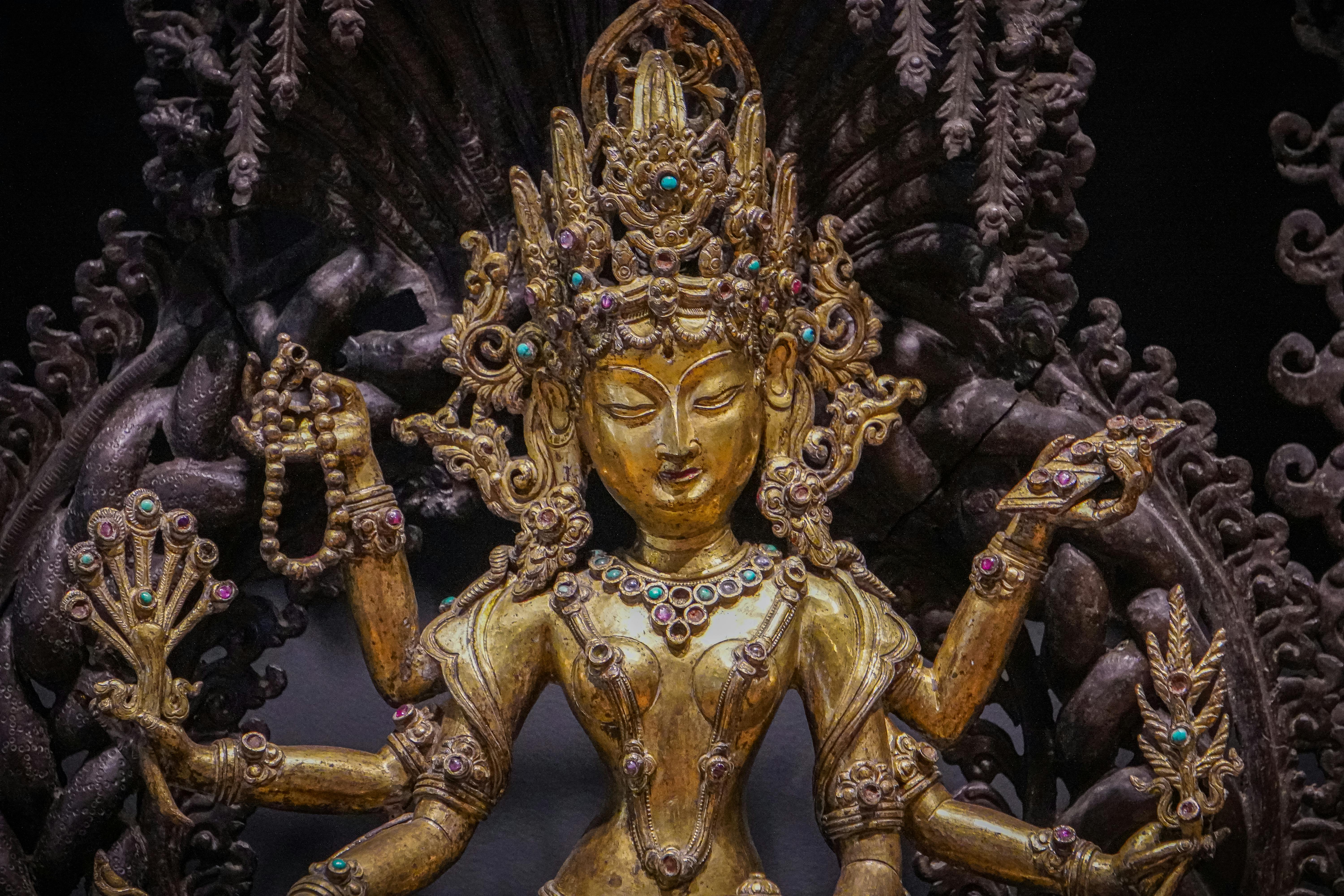 Jejak Gemilang Emas Perak Permata Rute Perdagangan Dunia Kuno