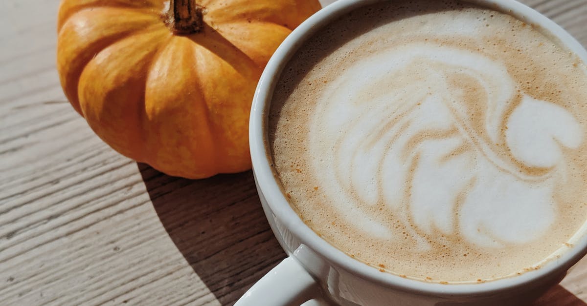 How to make pumpkin spice hot chocolate bombs