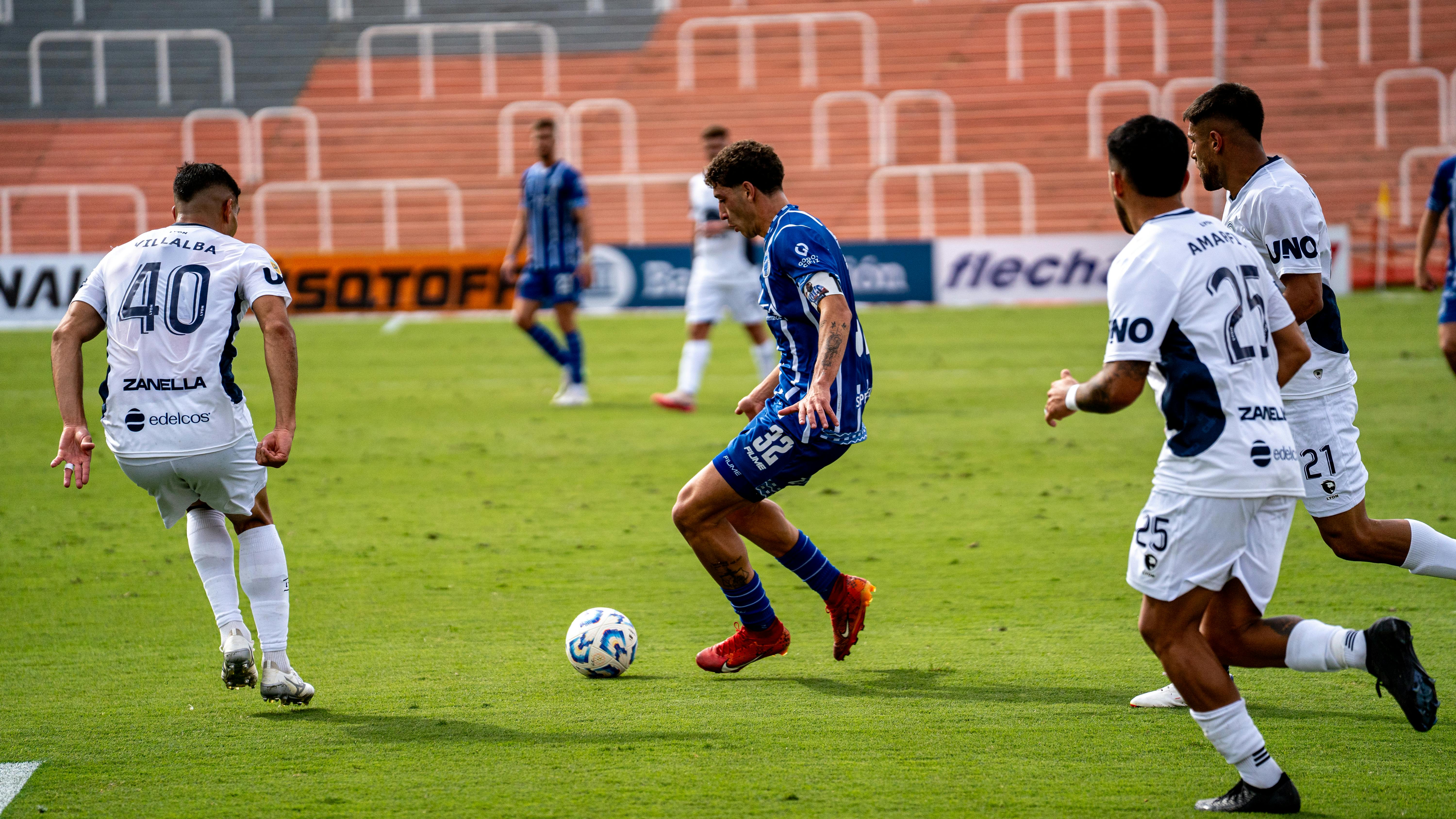 体育场景配图（资料示意）