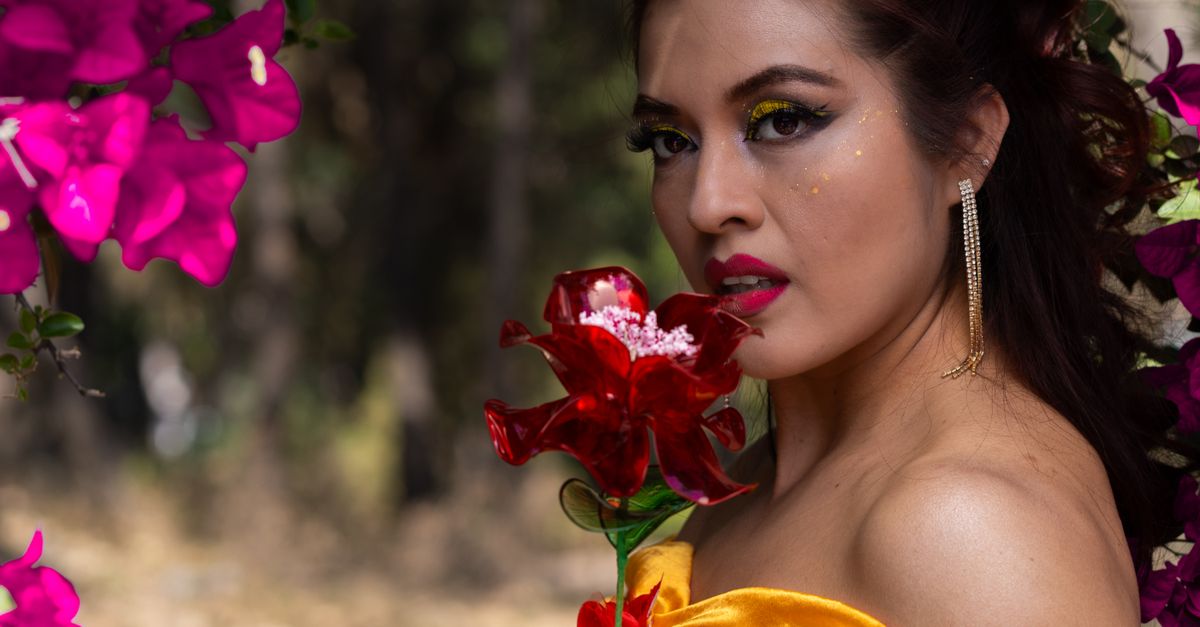 60s and Beyond Skin Care Routine for Damaged Hair
