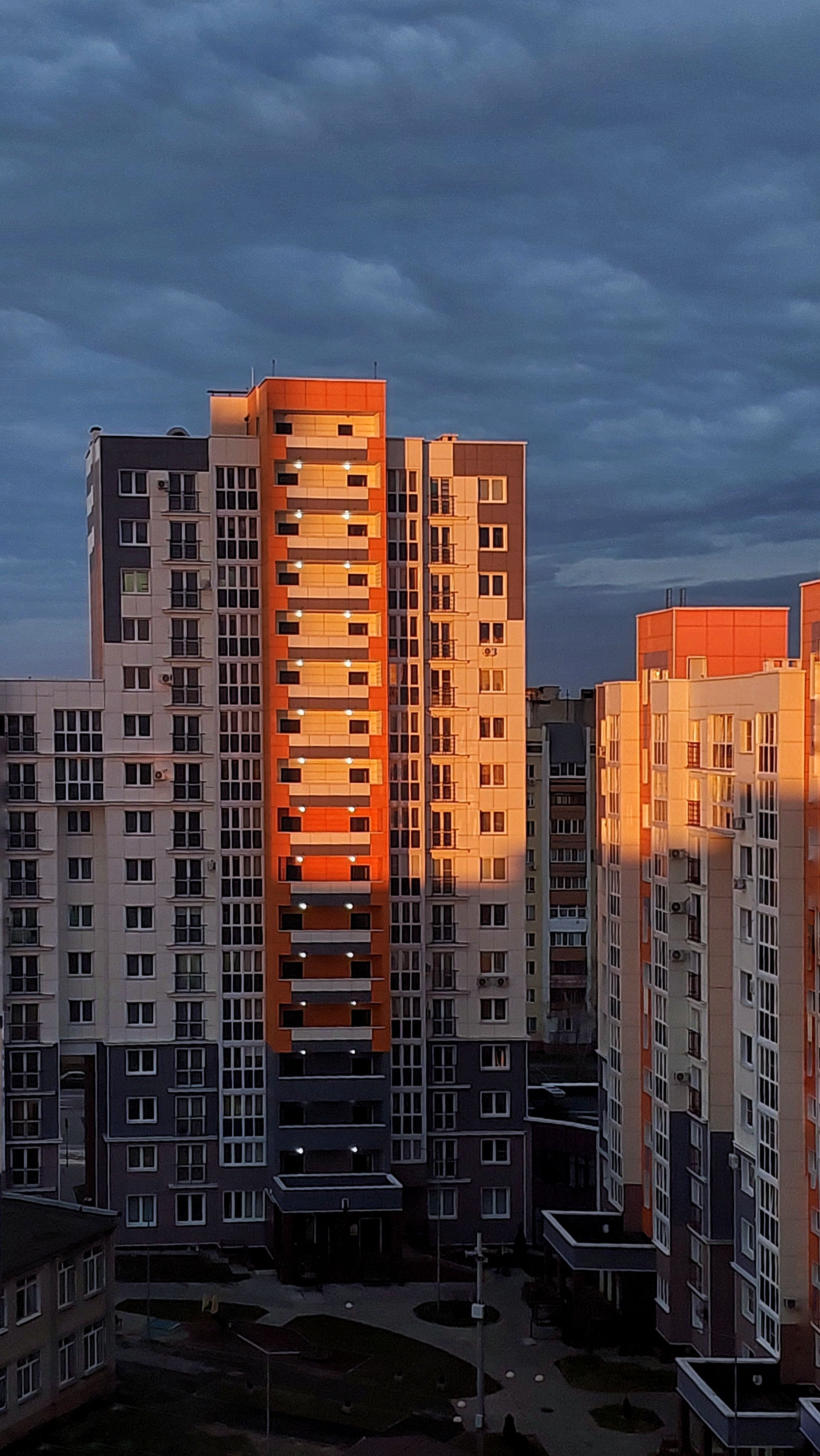 Urban Sunset with Modern High-Rise Buildings · Free Stock Photo