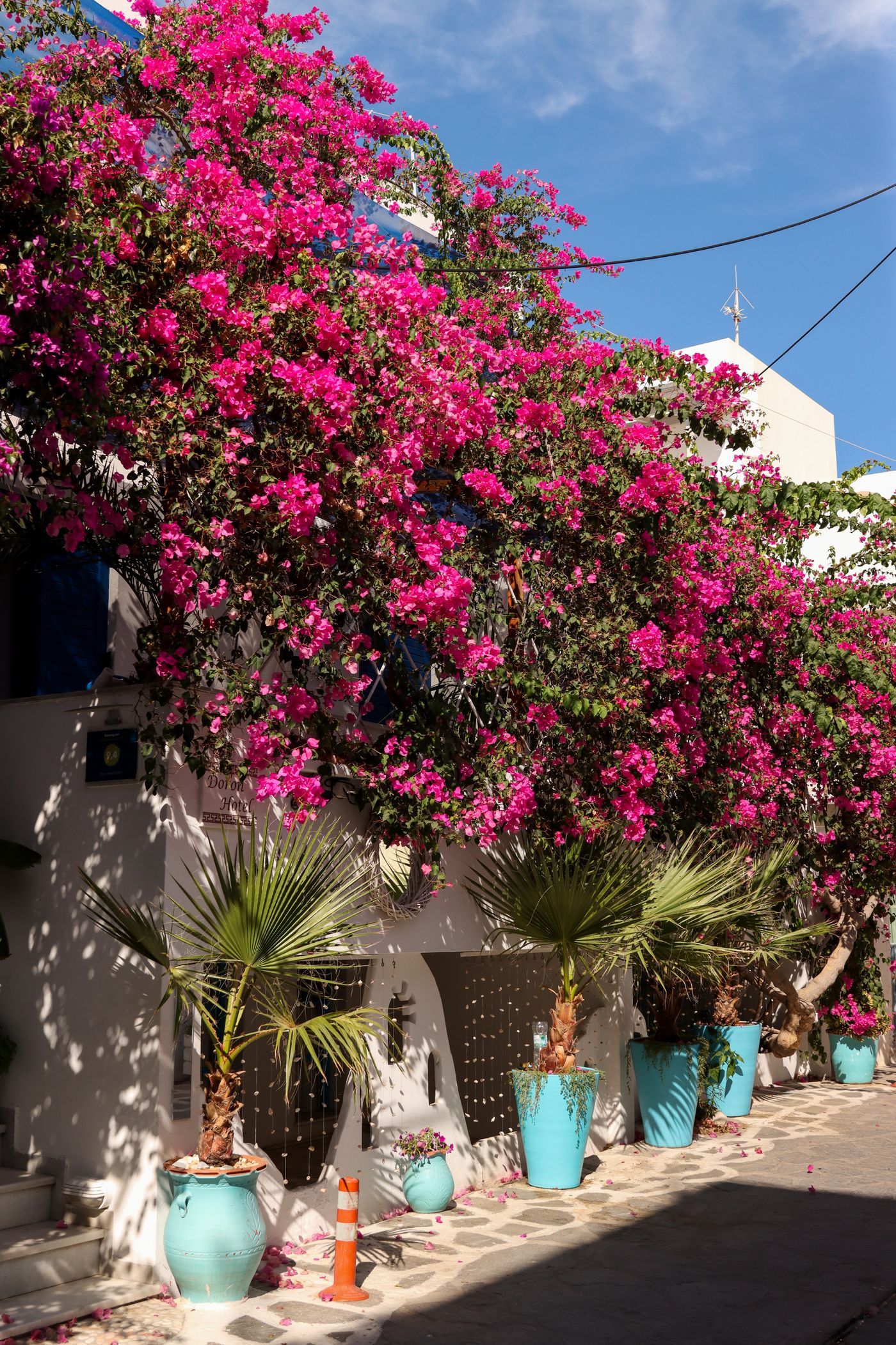 Healthcare in Greece for Americans: Public Access, Private Insurance and Prescriptions