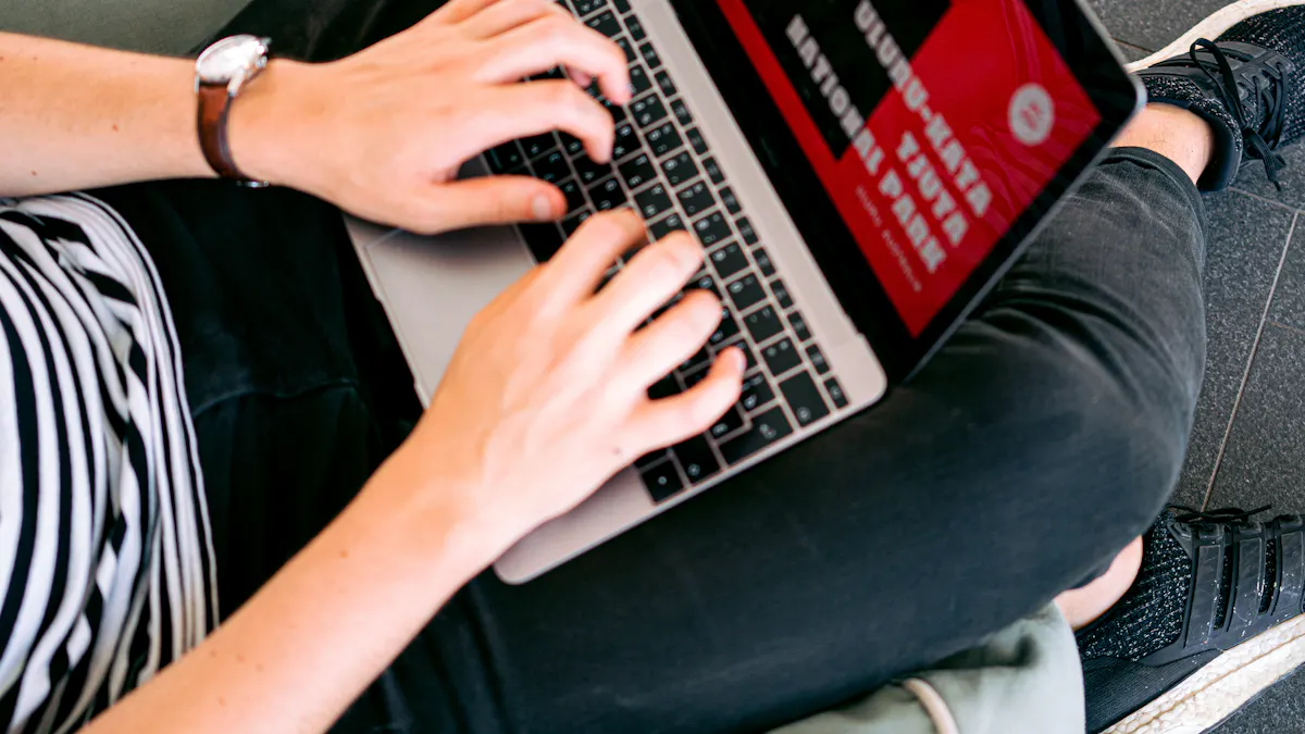 Choosing the Right Website Builder for Your Business