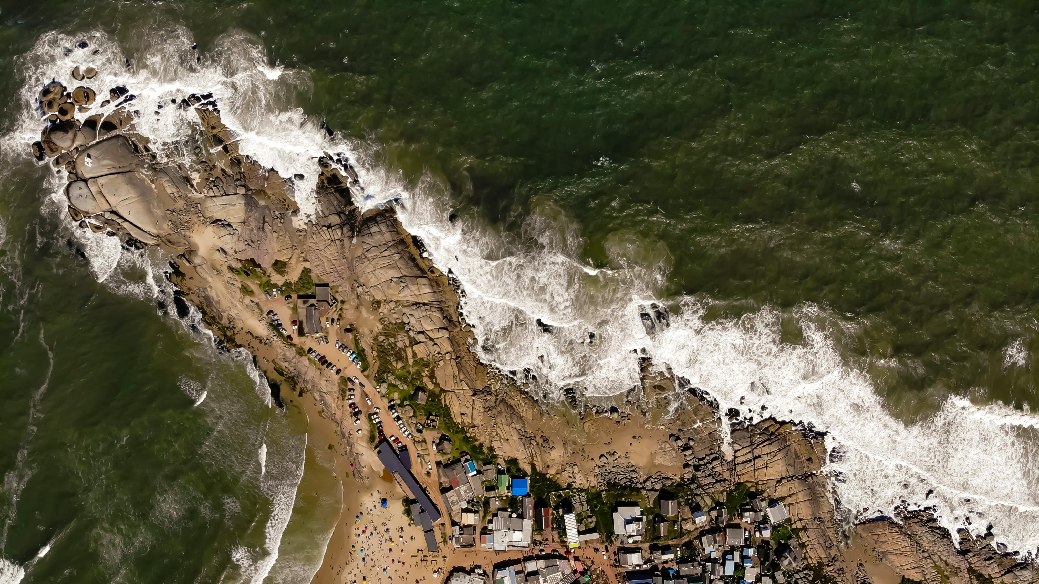 Boston Has a Plan for Sea Level Rise. What Next? — Photo by Matias Peretti on Pexels