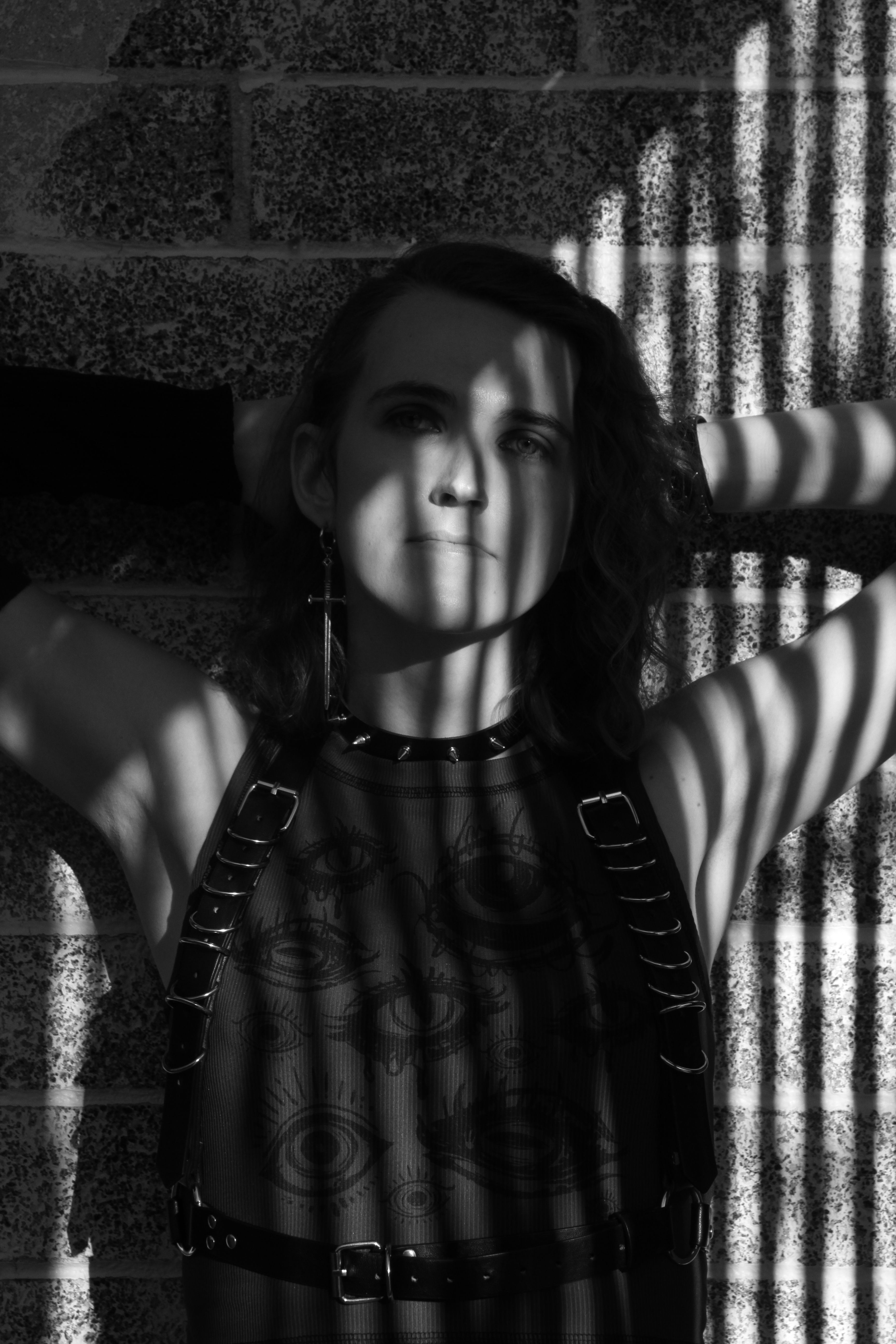 Monochrome Portrait with Dramatic Shadows in Tucson · Free Stock Photo