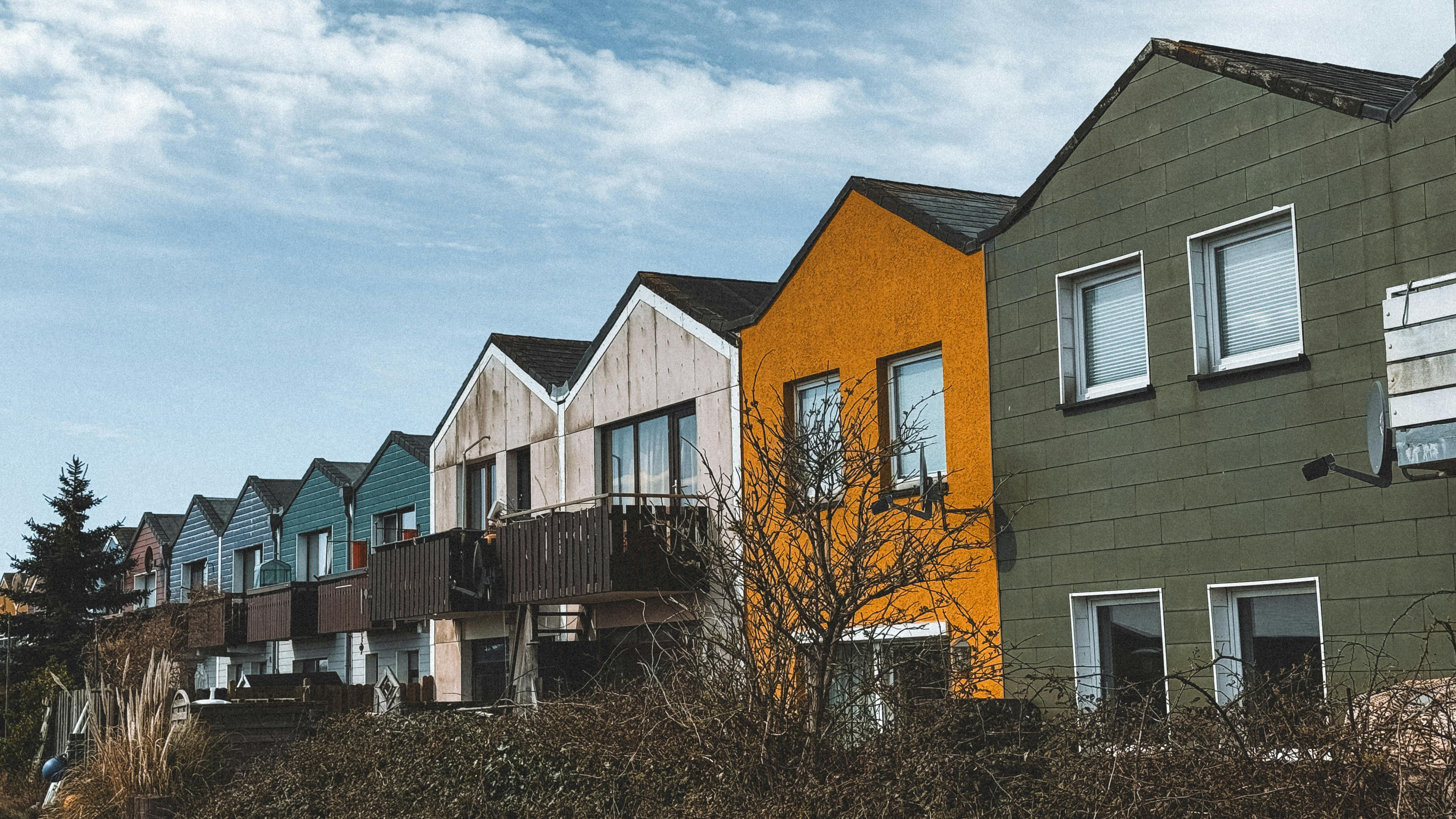 30-year mortgage rates rise - How long should buyers wait? | Today's mortgage and refinance rates, May 4, 2026 — Photo by Kat