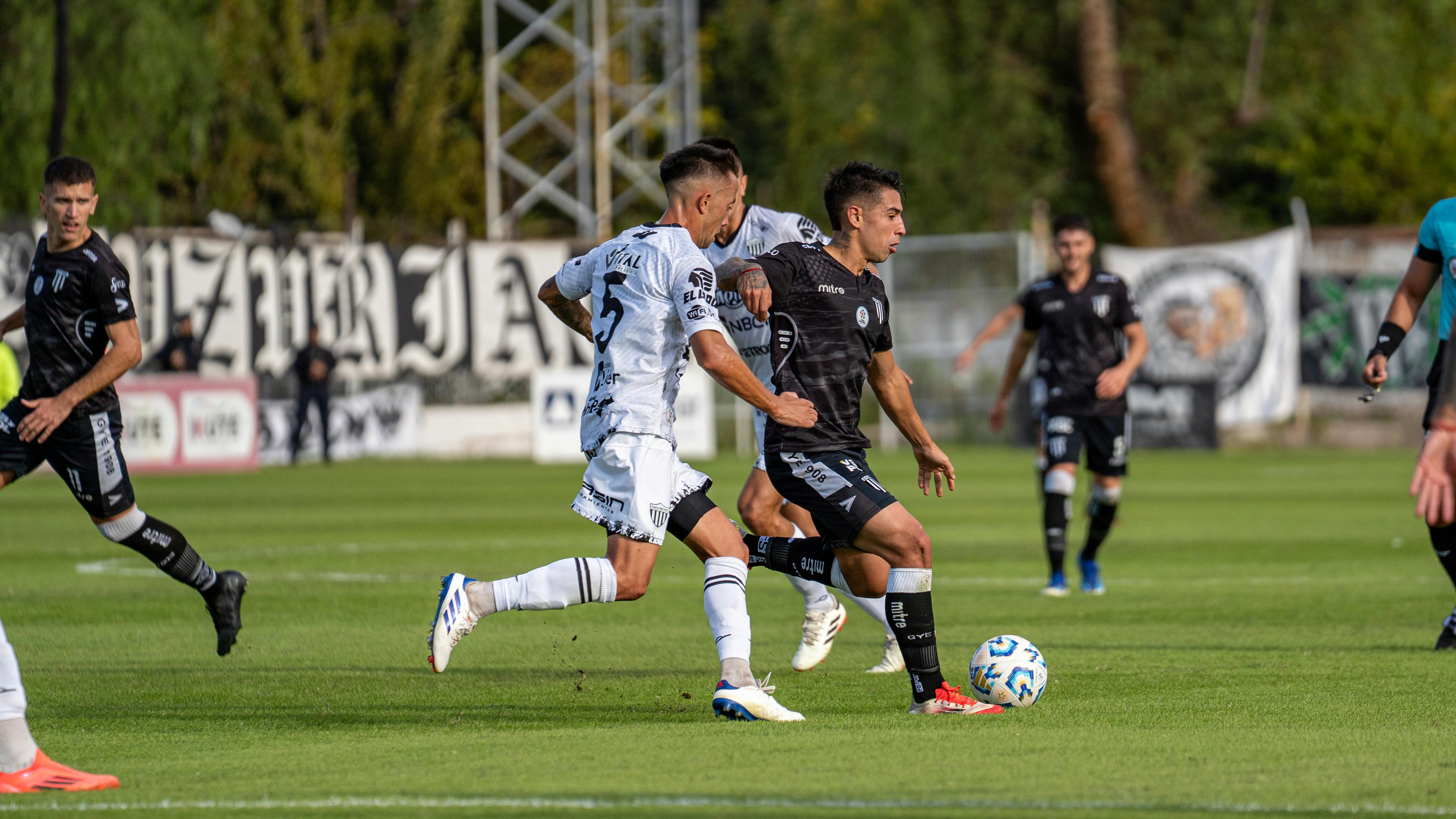 f2o Sports and Sport Clube Vila Real Announce Strategic Partnership to Introduce a New Fan Ownership Model — Photo by Franco 