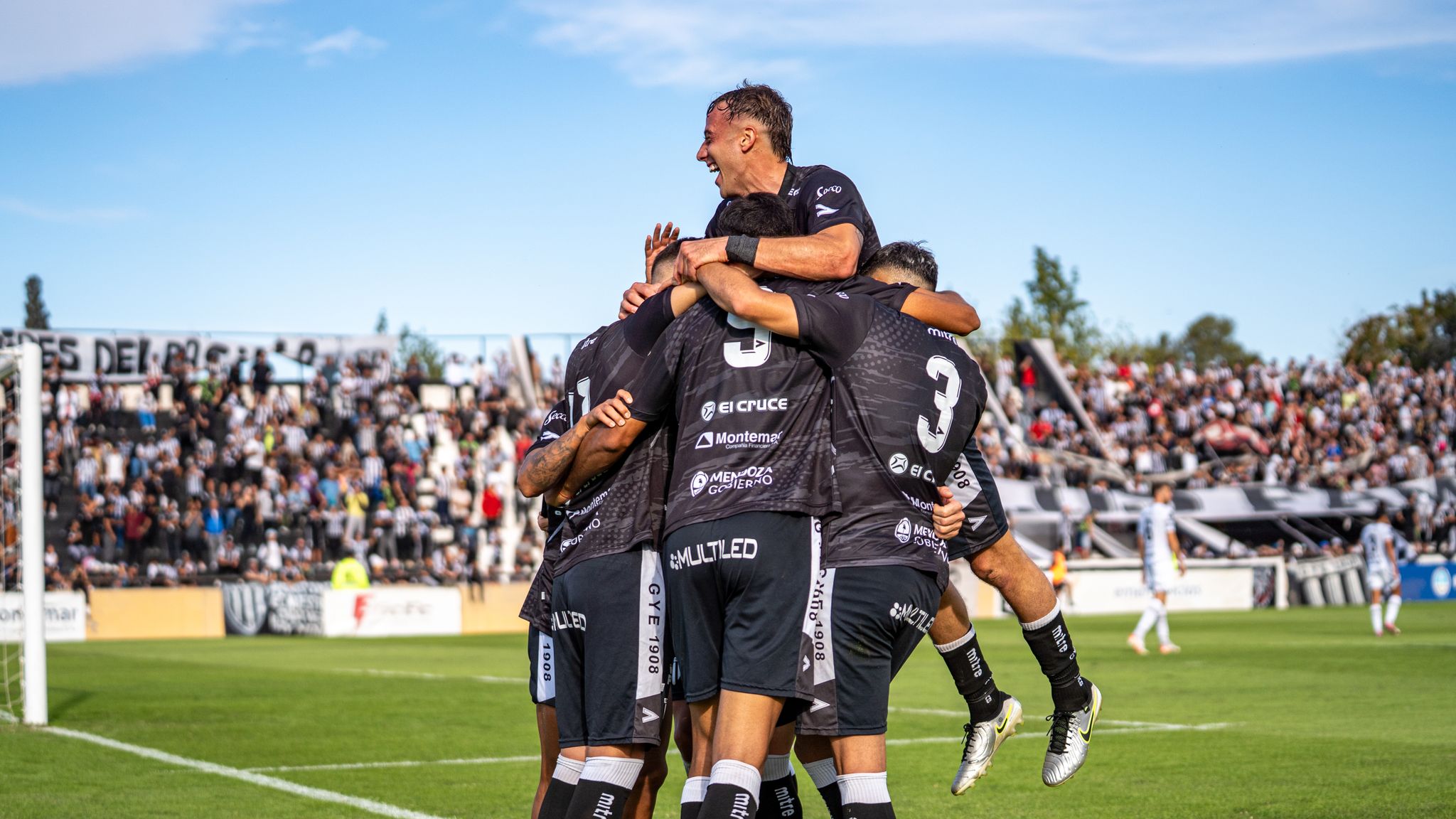 Discussie over niveau op WK: 'Meedoen belangrijker dan winnen'