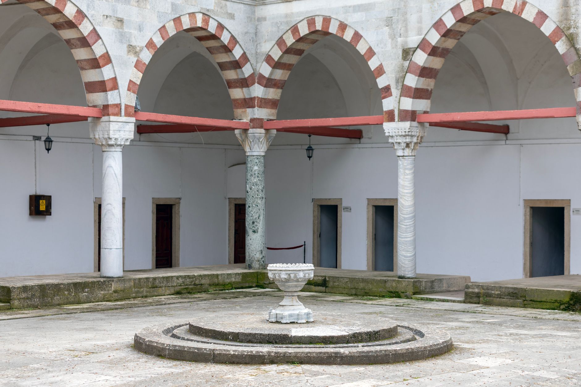 ¿Qué es exactamente un "riad" albanés?