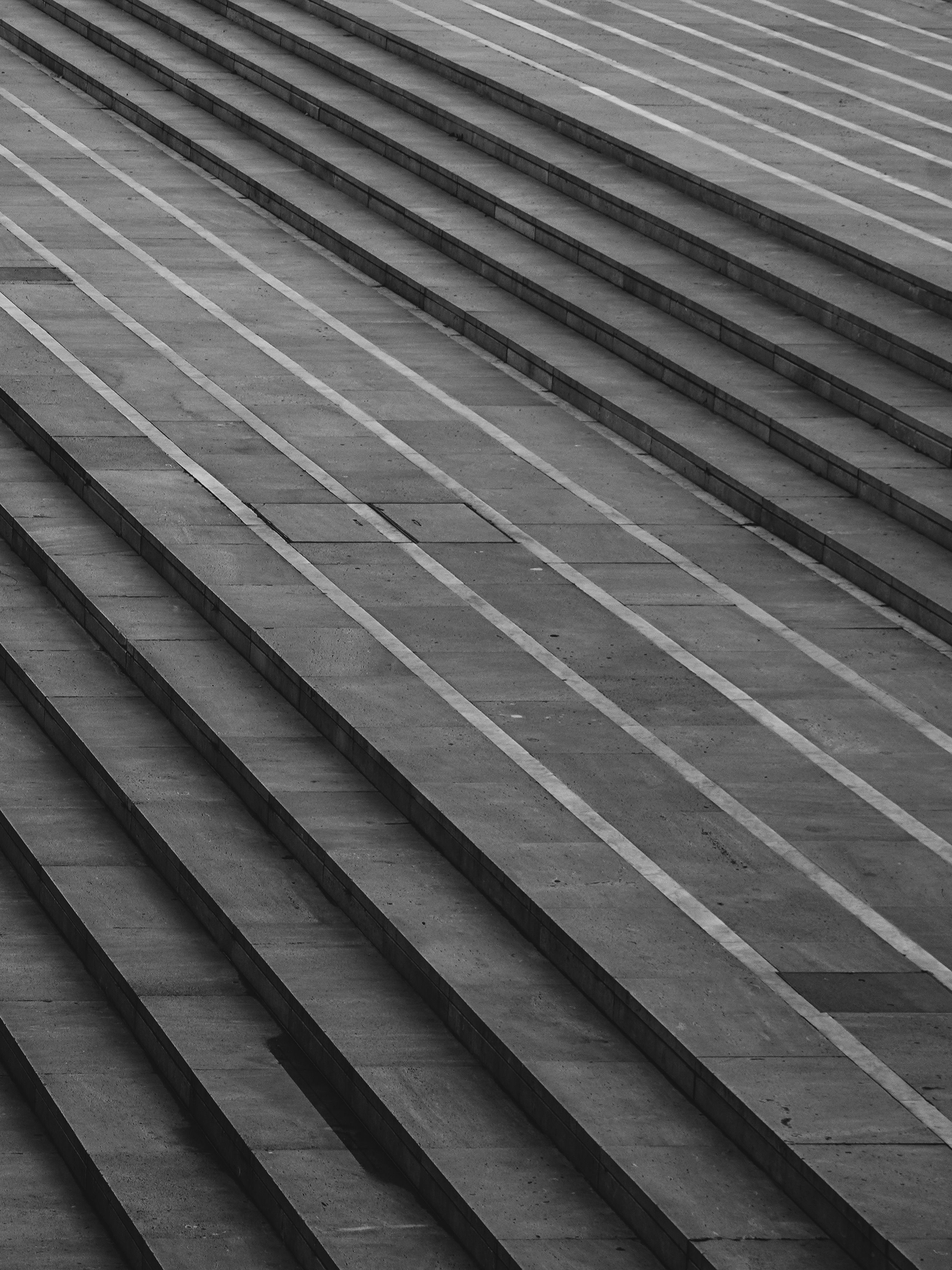 Abstract Black and White Concrete Staircase Pattern · Free Stock Photo