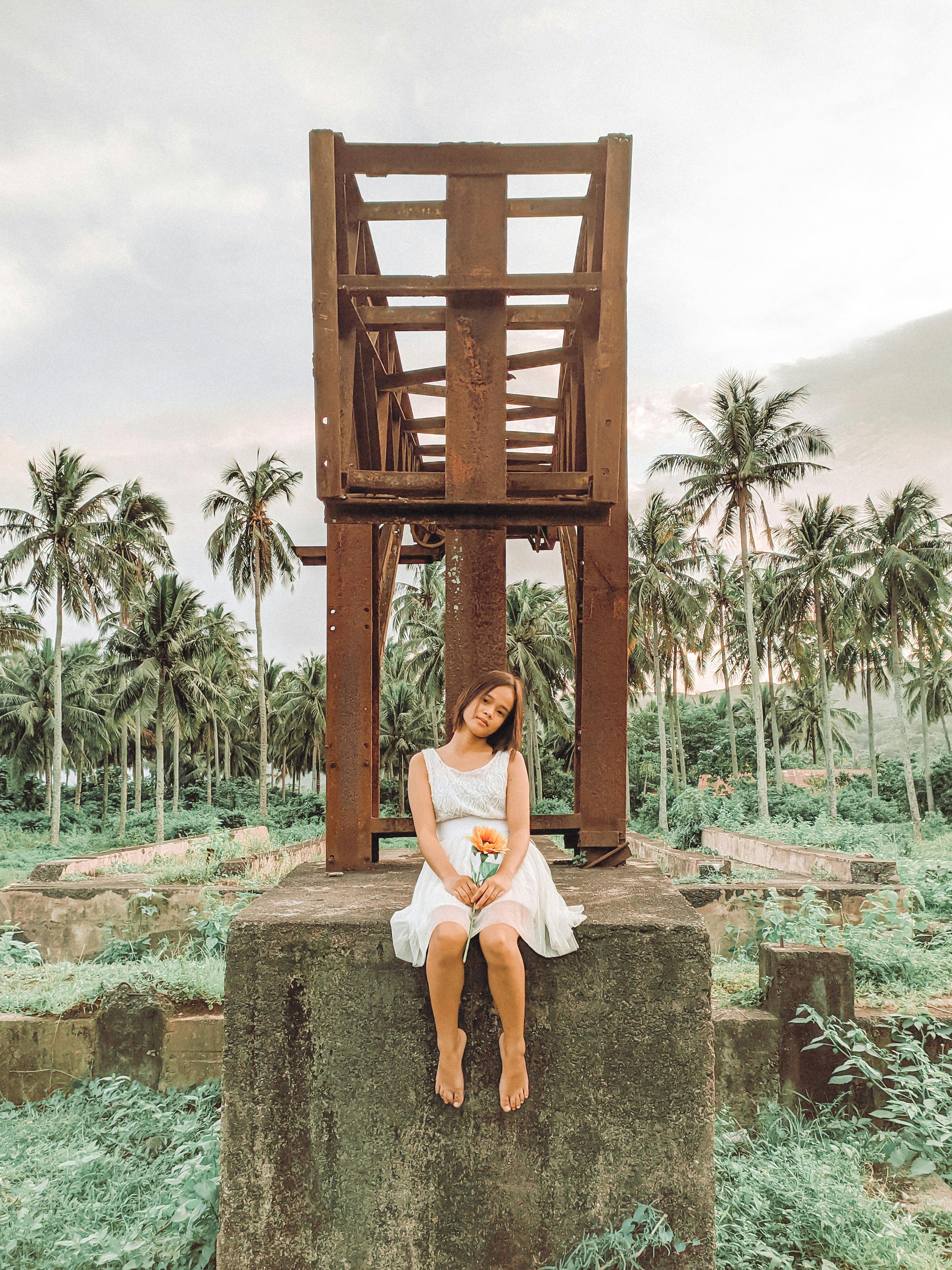 Can a shed sit on a concrete slab?