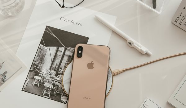 Smartphone and accessories for electronics ecommerce fulfillment