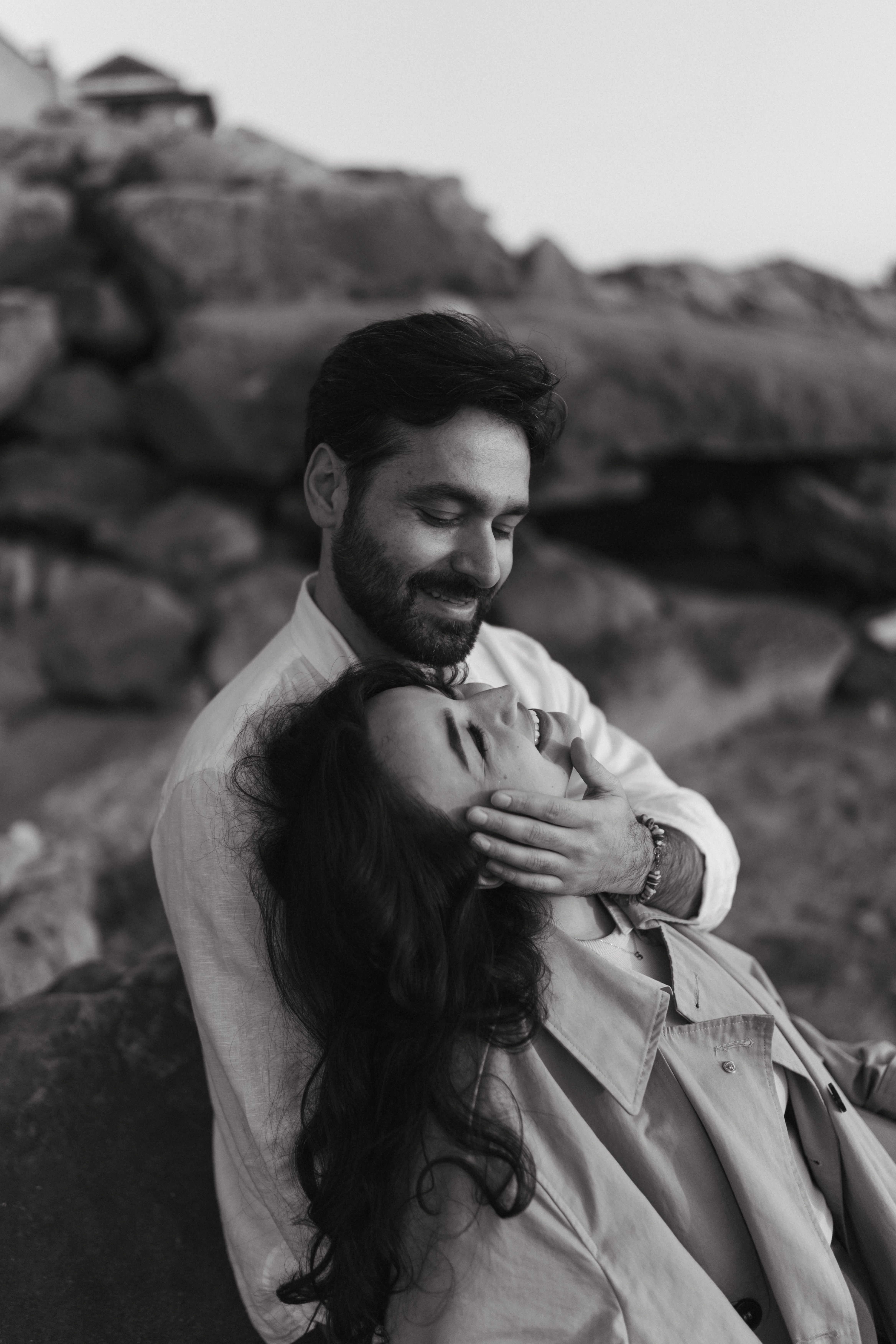 Romantic Black and White Beach Portrait of Couple · Free Stock Photo