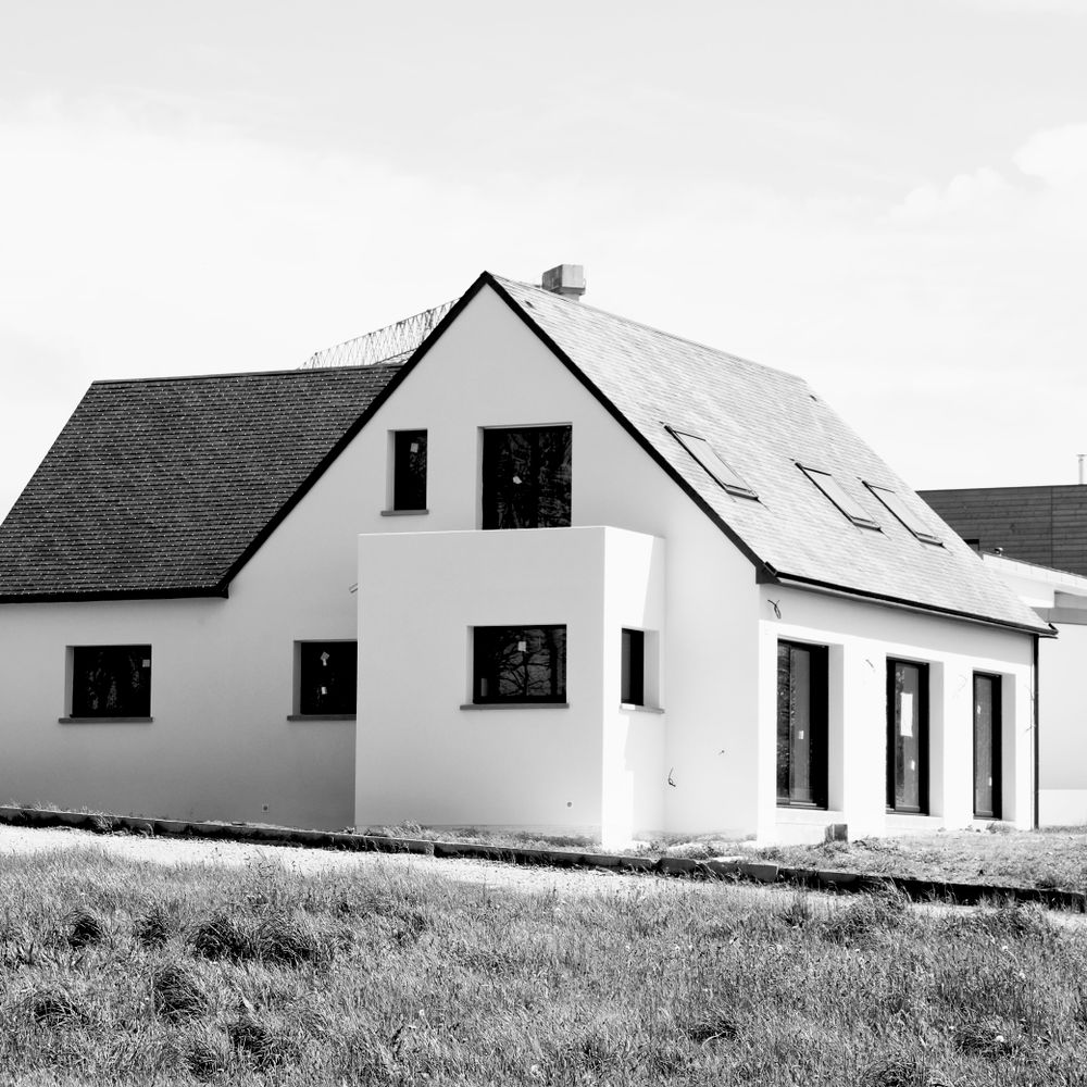 House Painting in Bickley — a decorator at work mid-project