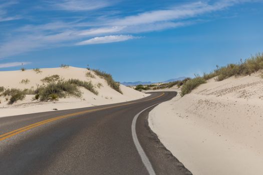 This Dreamy Ontario Park With a 1km White Sand Beach Is a Road Trip From Ottawa
