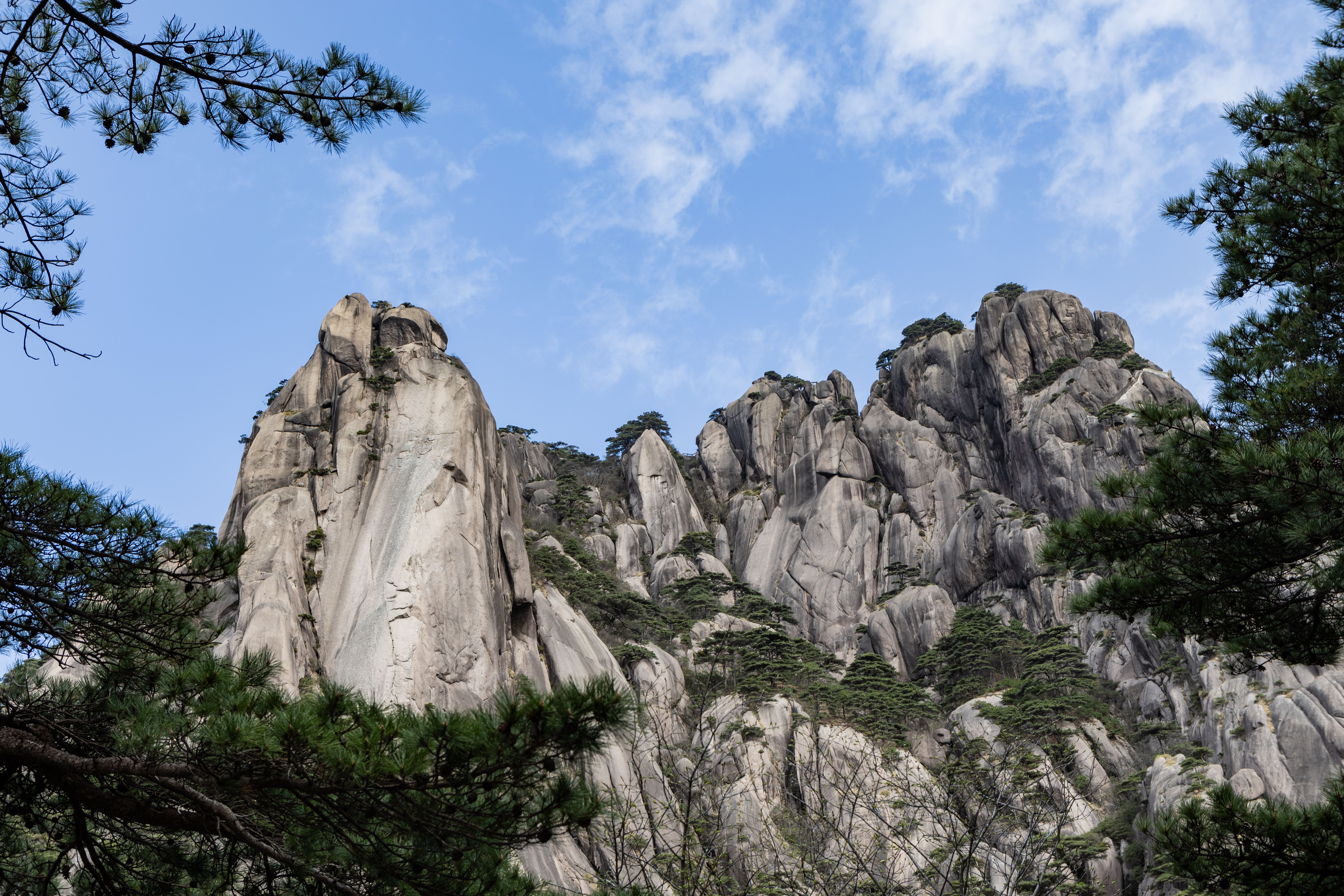 5 Days in Huangshan & Anhui 2026: Yellow Mountain, Hongcun & Xidi Villages