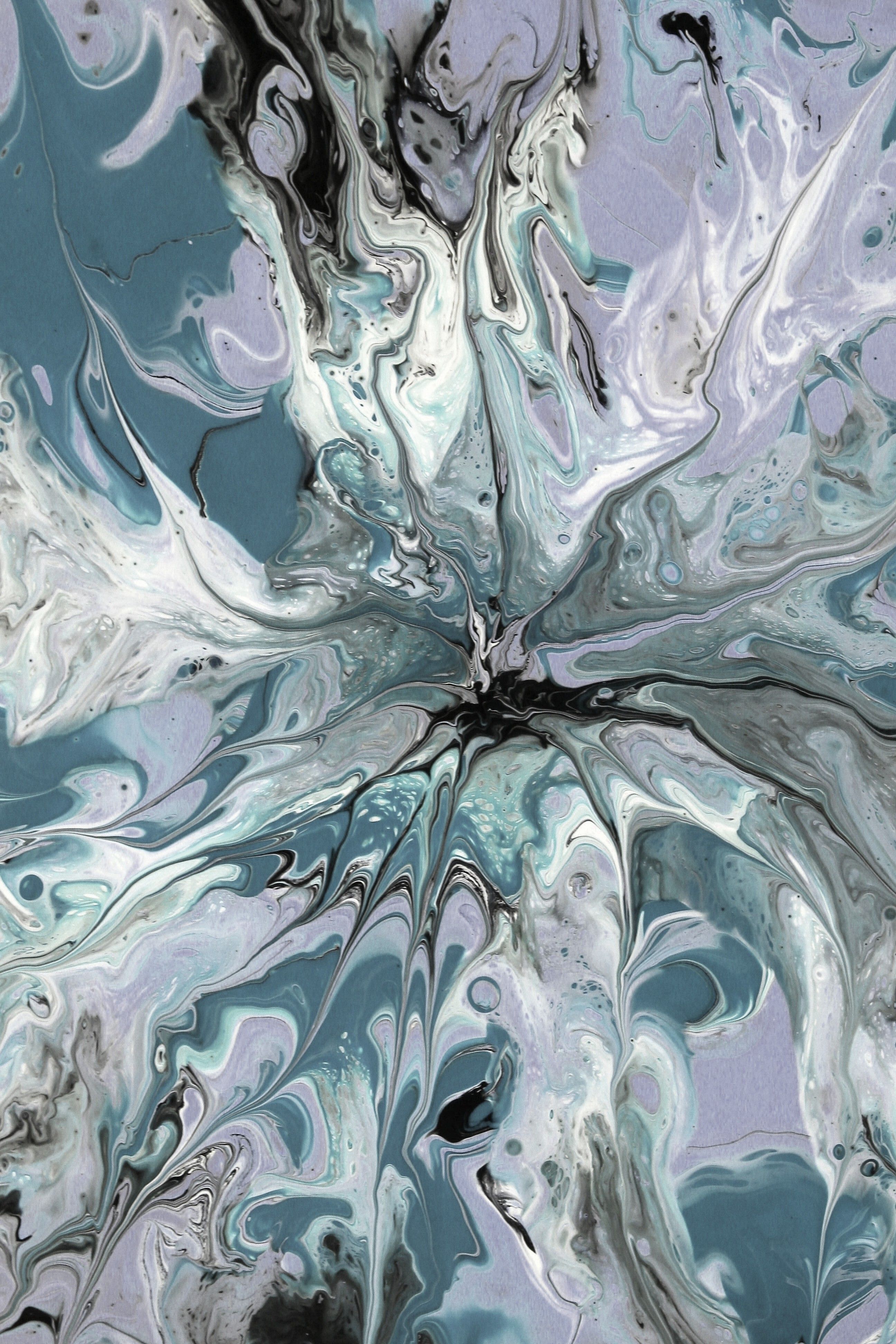 Abstract Paint Swirl with Fluid Texture · Free Stock Photo