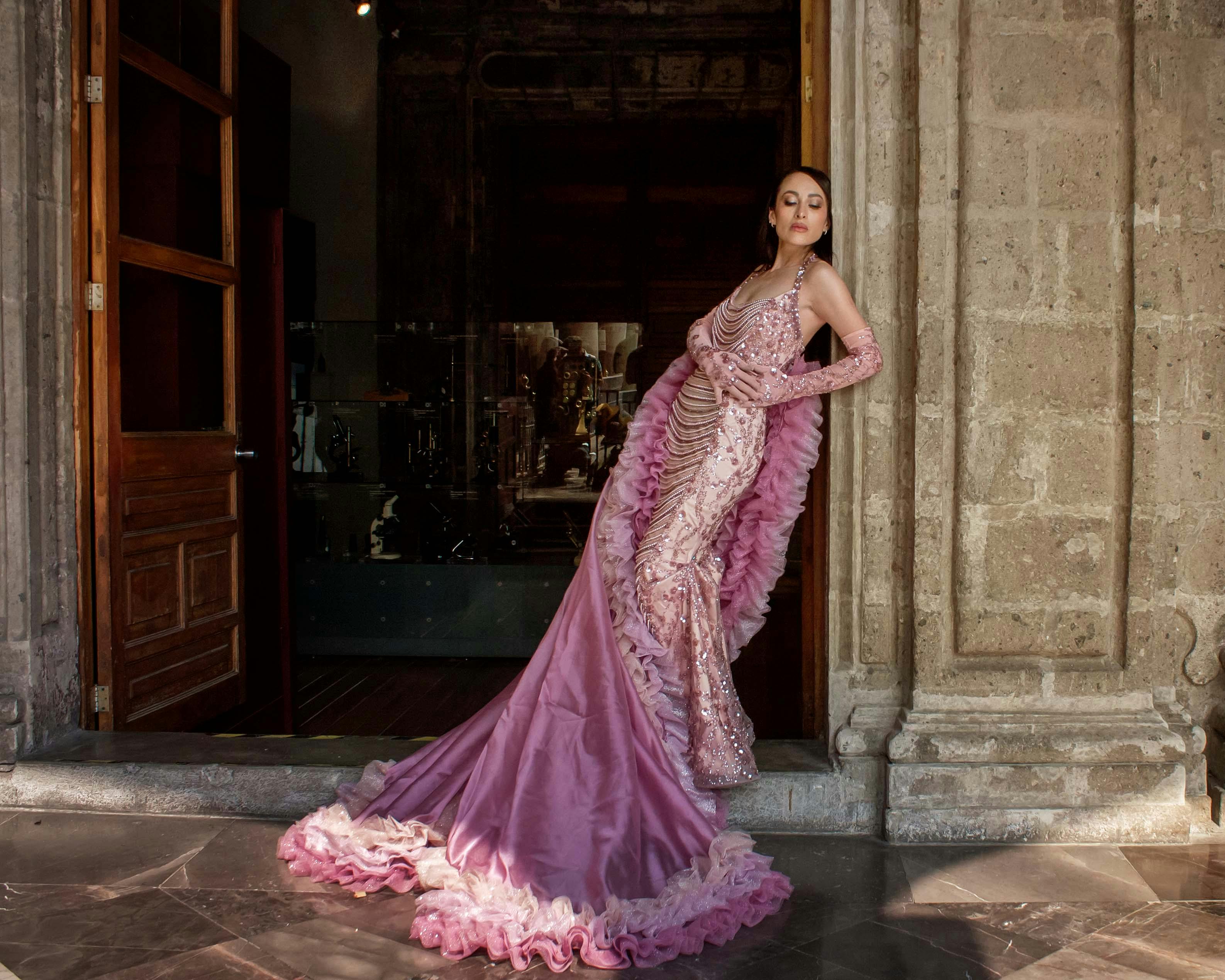 Western Maxi
