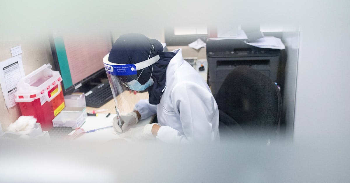 Netflix《機智住院醫生生活》6大劇情角色看點,揭秘MZ世代醫生日常與律帝醫院宇宙