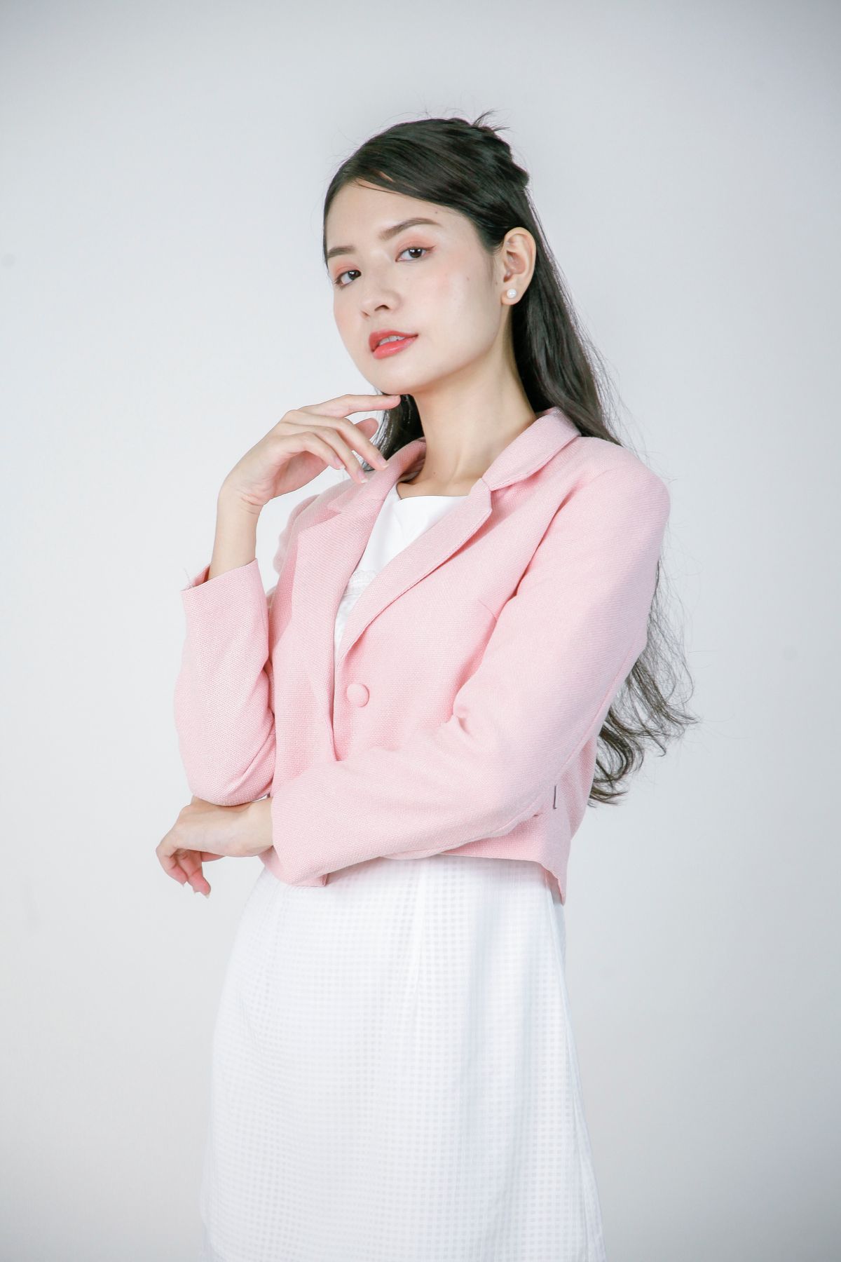 Pastel skirt suit, ladylike Sunday elegance