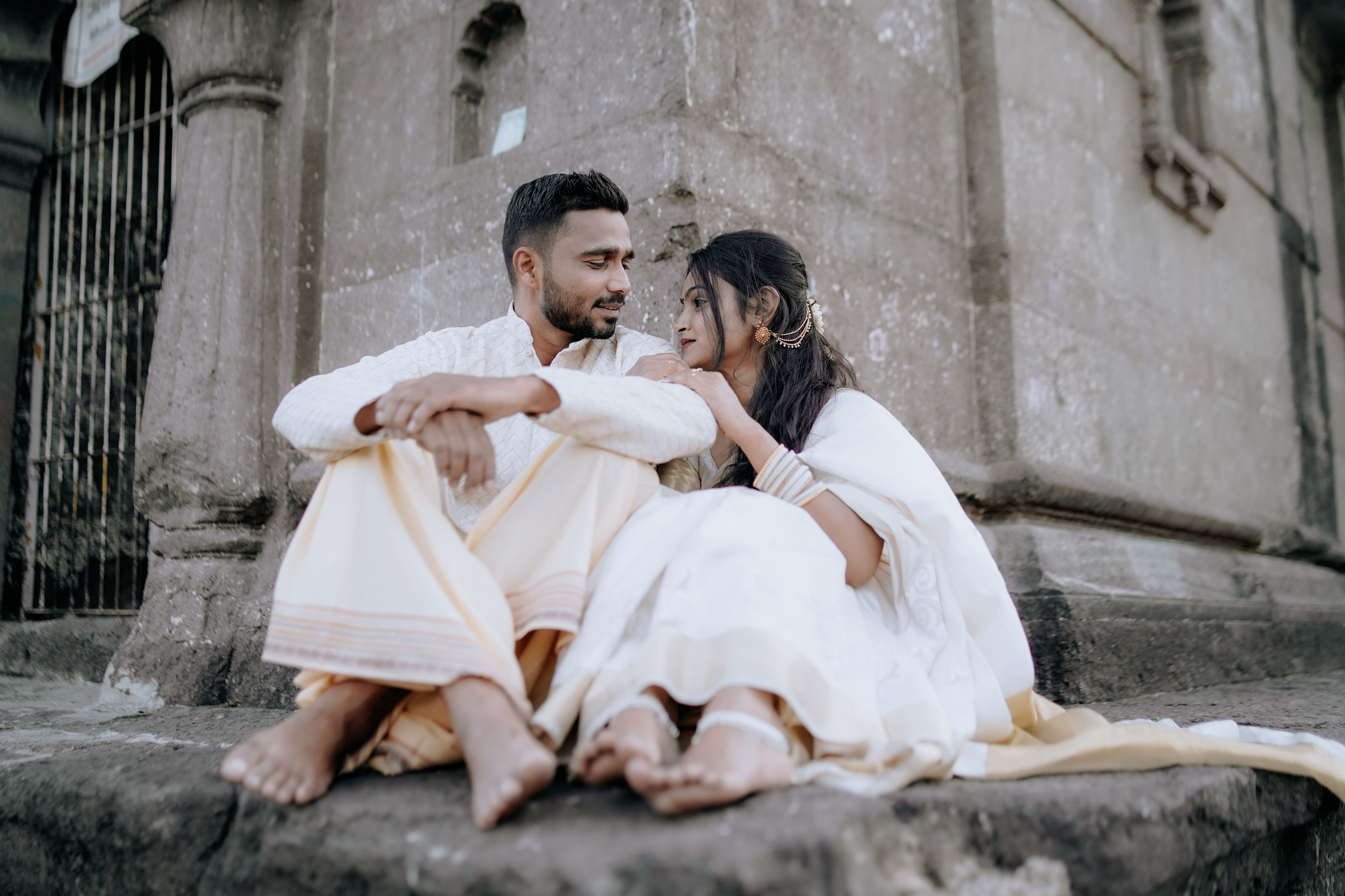 Romantic Couple in Traditional Indian Attire · Free Stock Photo