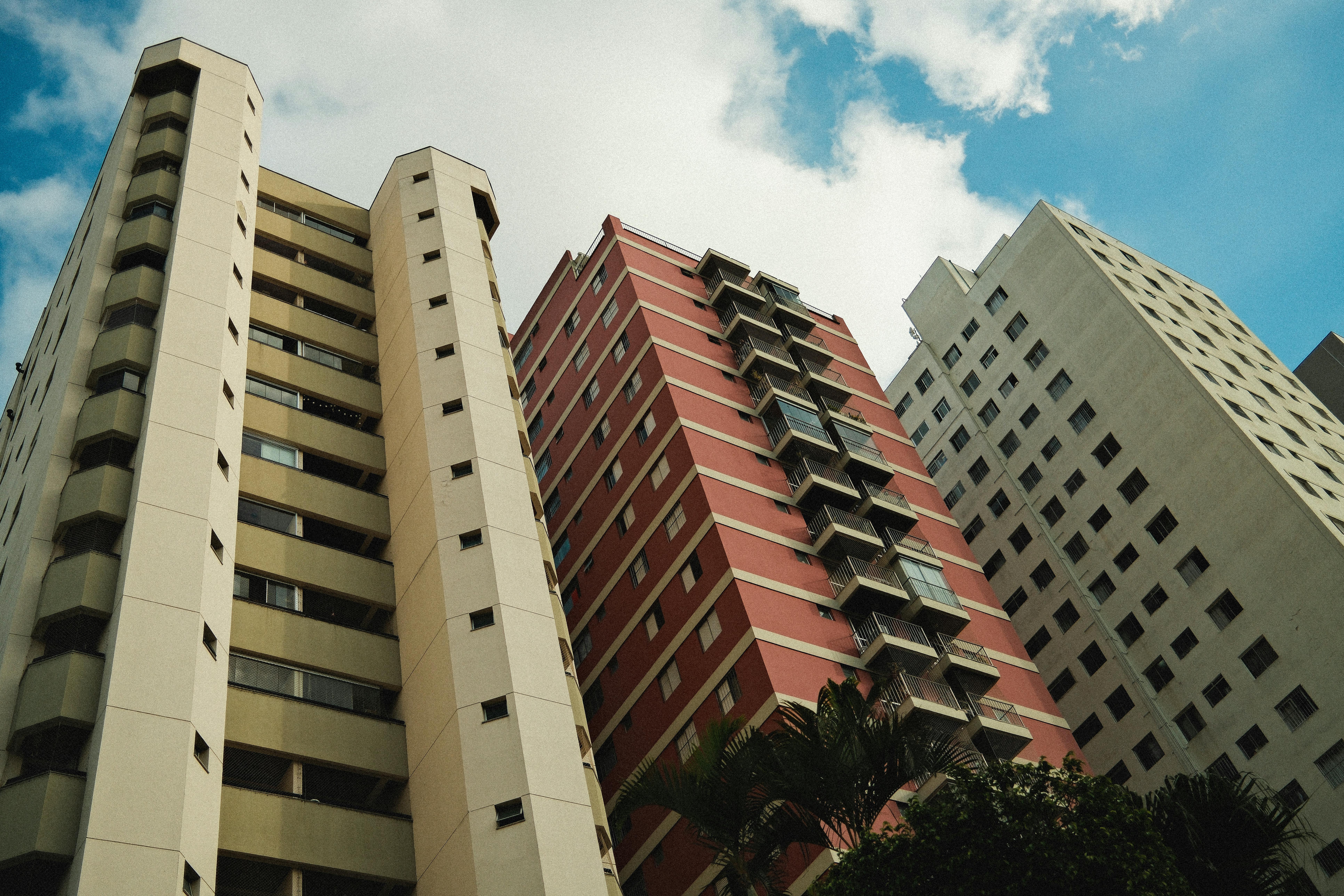 Top Rental Property Management Software to Streamline Your Landlord Tasks in 2025 — Photo by Gustavo Denuncio on Pexels