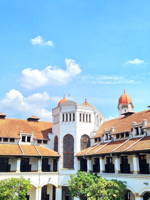 Free View of the historic Lawang Sewu building in Semarang, showcasing its unique colonial architecture. Stock Photo