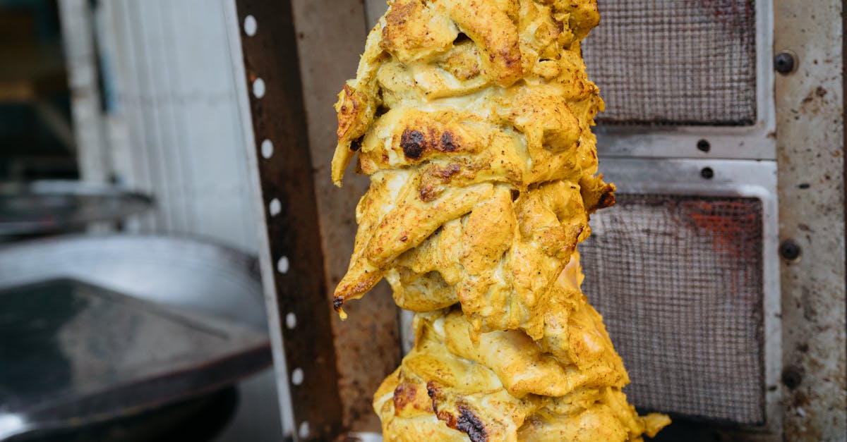 弘光科大陳昱蓁勇奪新加坡國際廚藝挑戰賽銀牌