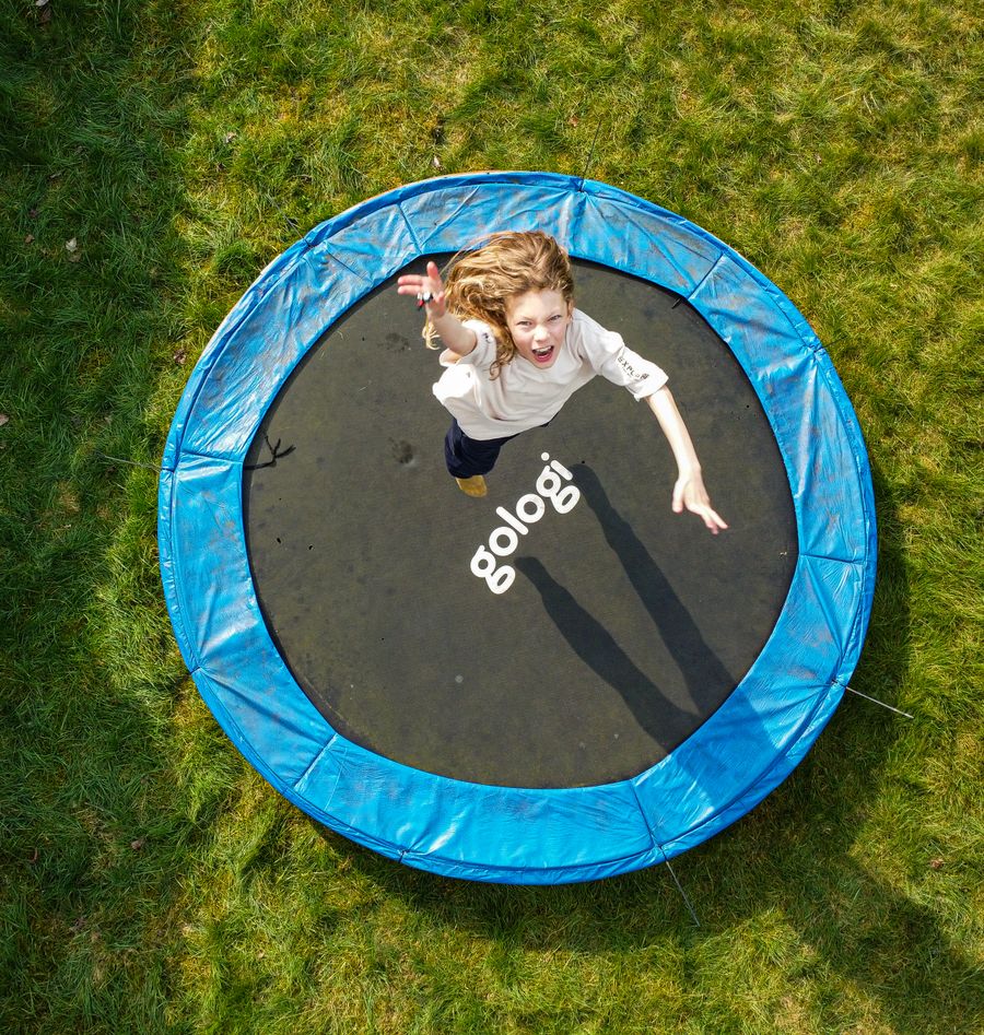 Trampolína: montáž a bezpečné umístění