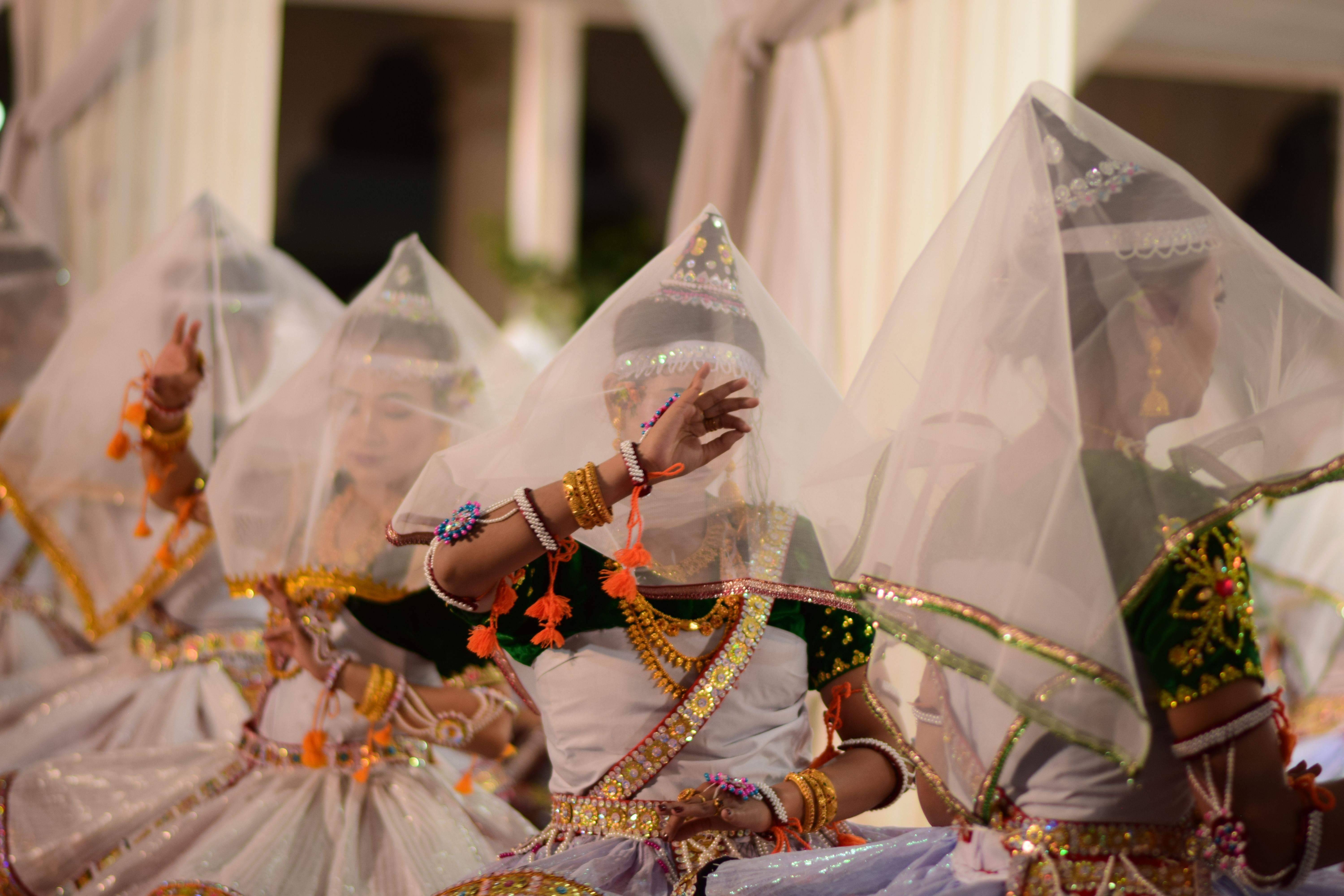 Isukuti Dance