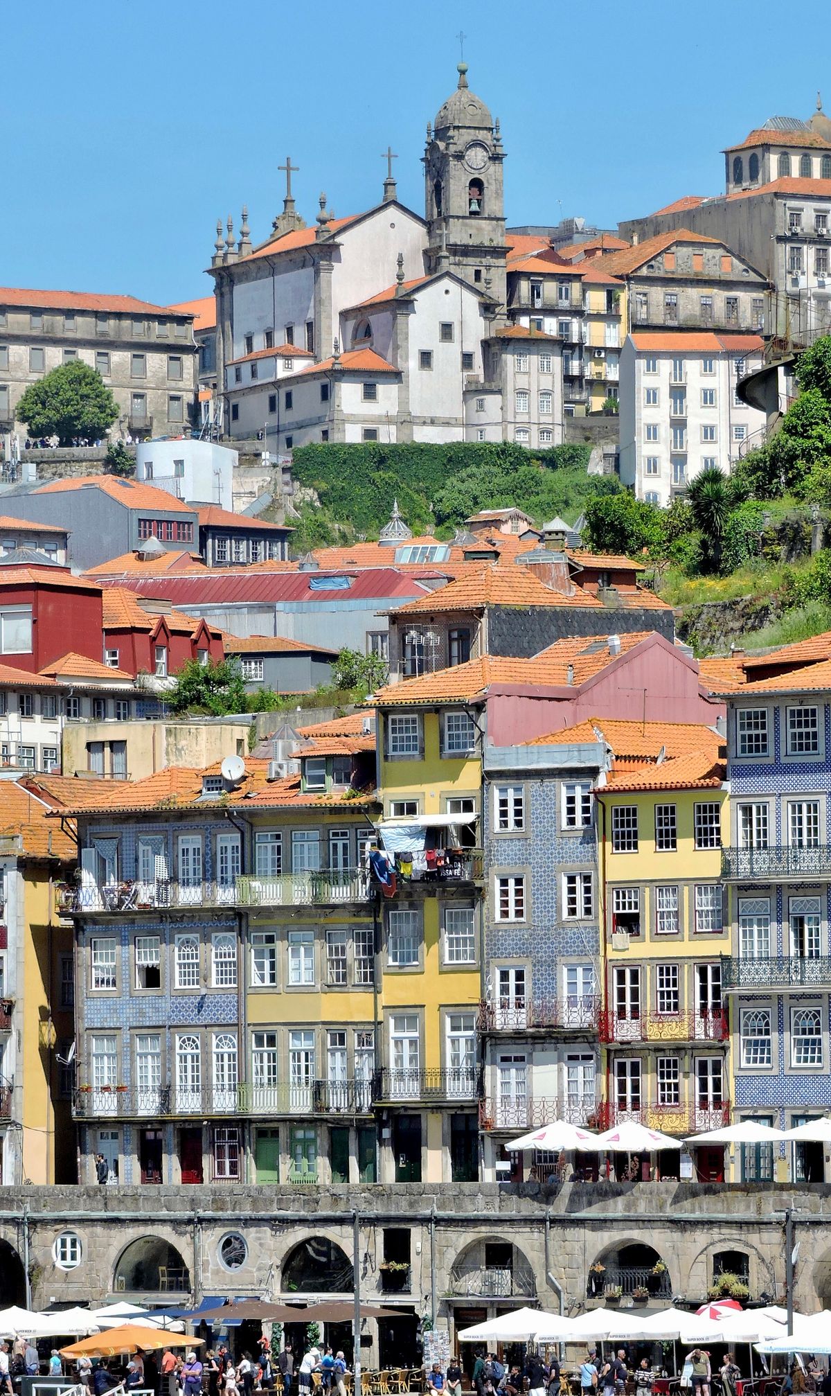 Porto - arhitectură colorată pe străzile orașului