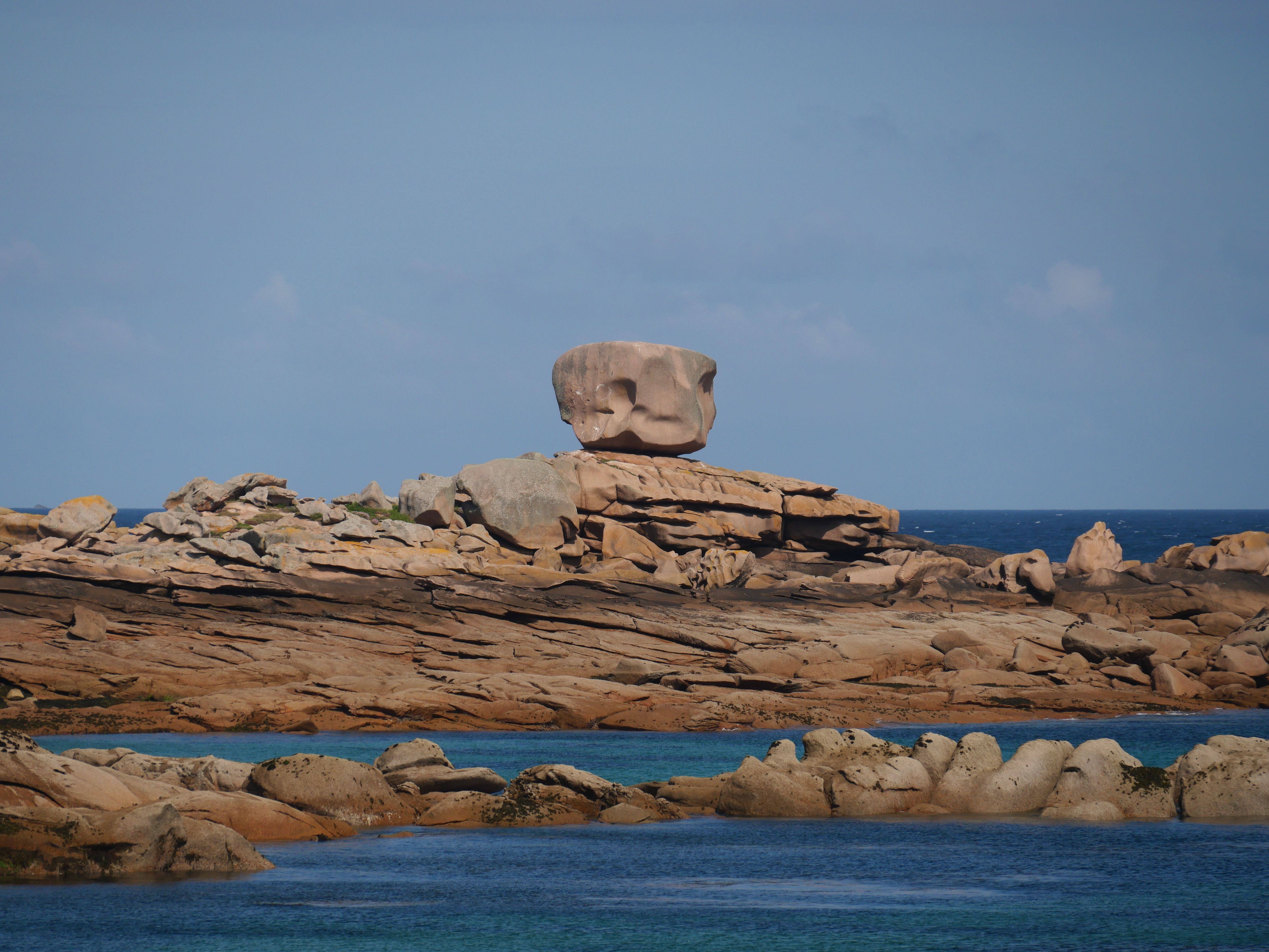 Unique Rock Formation on the Pink Granite Coast · Free Stock Photo
