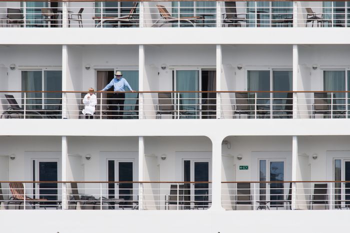 Cruise vacation scene representing accessible cruise planning