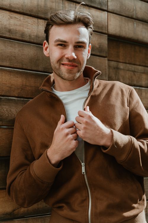 Casual Outdoor Portrait of Smiling Man in Berlin · Free Stock Photo
