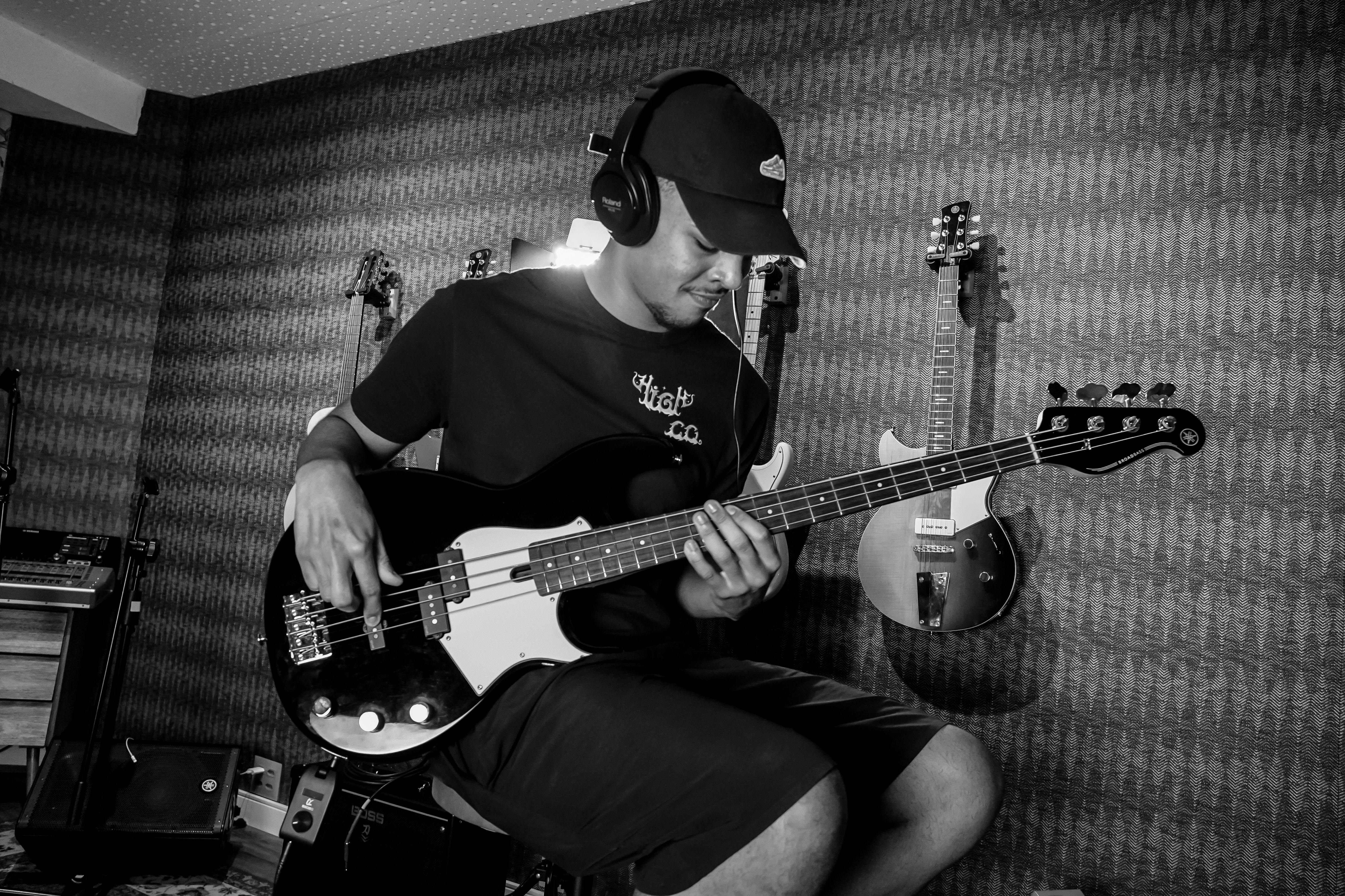 How Local Music Lovers Keep Music Discovery Fresh — Photo by Caique Araujo on Pexels