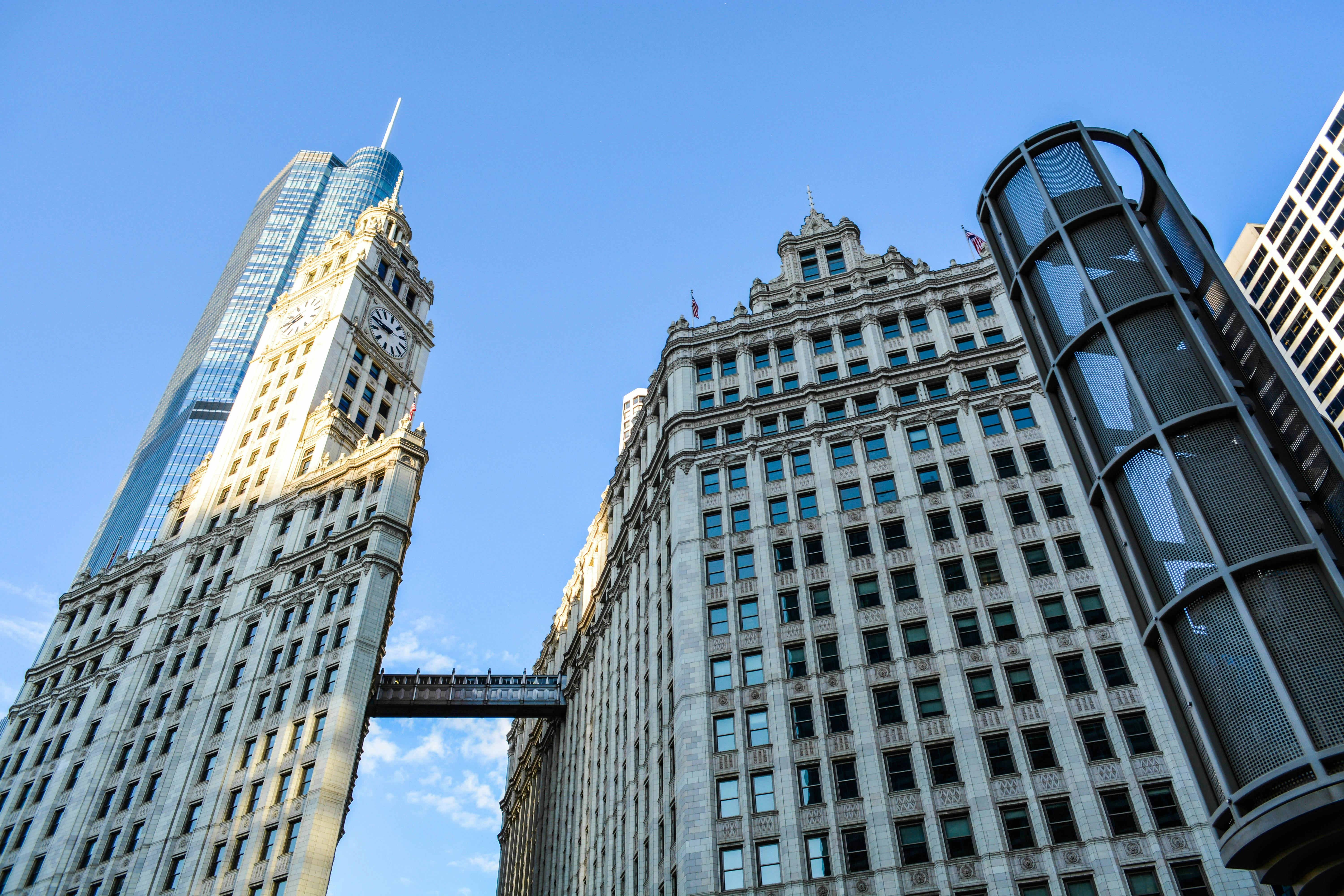 Legal providers try to ‘bridge the gap,’ touting the benefits of counsel for immigrants fighting removal - Chicago Tribune — 