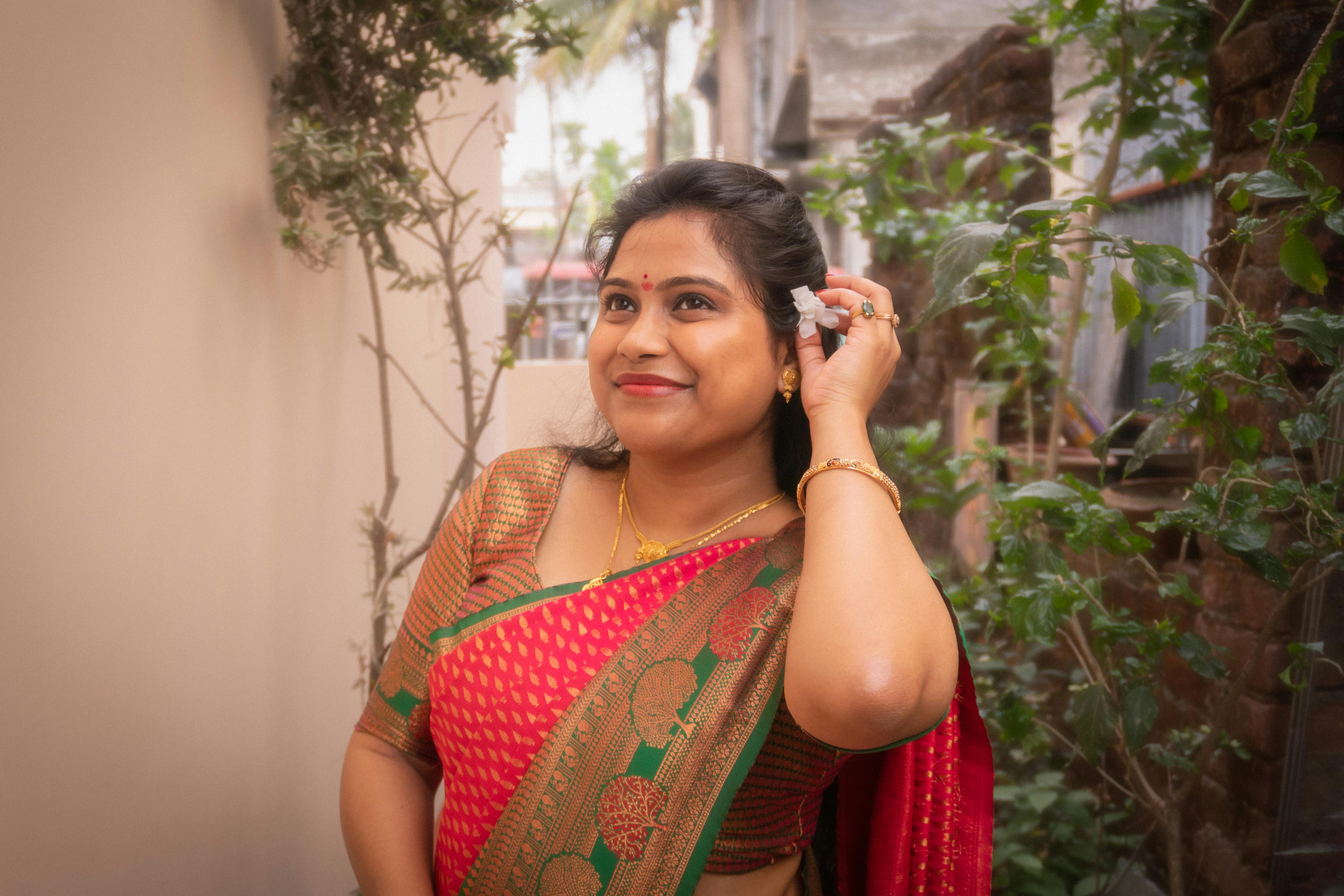 Thimmarajupalli TV Movie Review And Rating |Kiran Abbavaraam — Photo by Subhrajyoti Paul on Pexels
