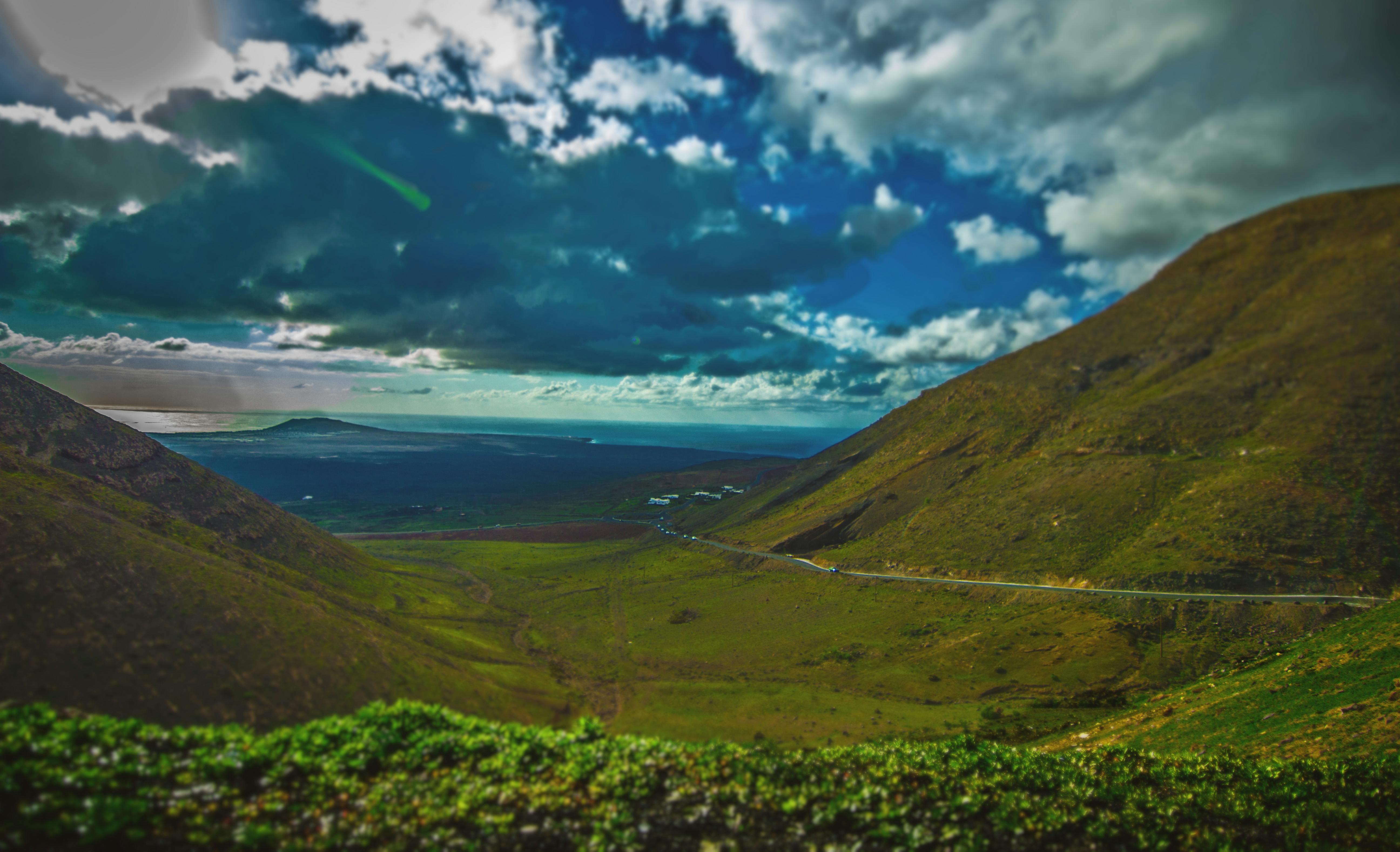 free-stock-photo-of-green-landscape