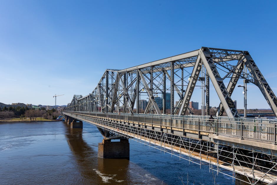 Iris - Queensway Terrance South